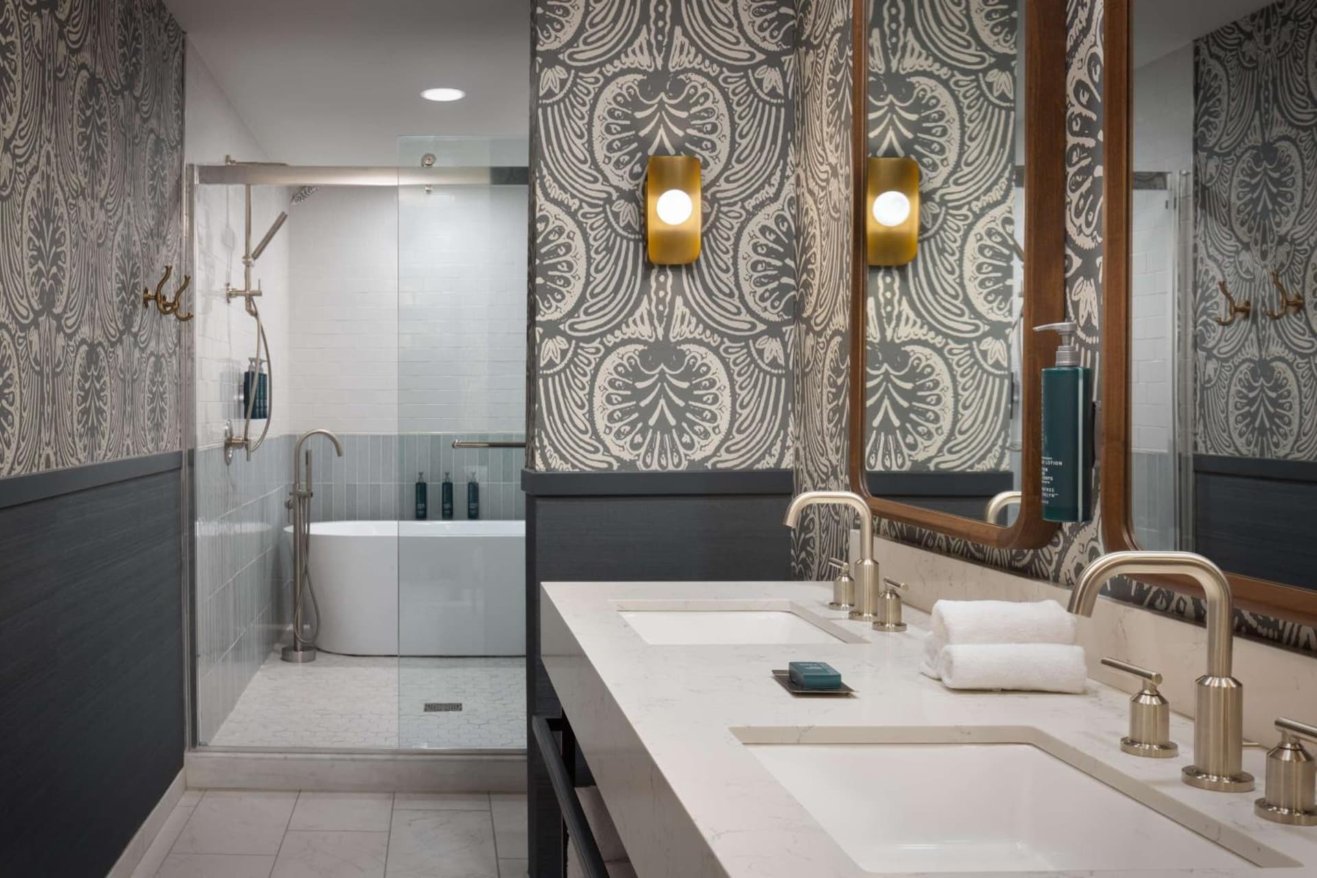 DoubleTree Suites by Hilton Lexington gallery photo in Lexington, KY — image 48