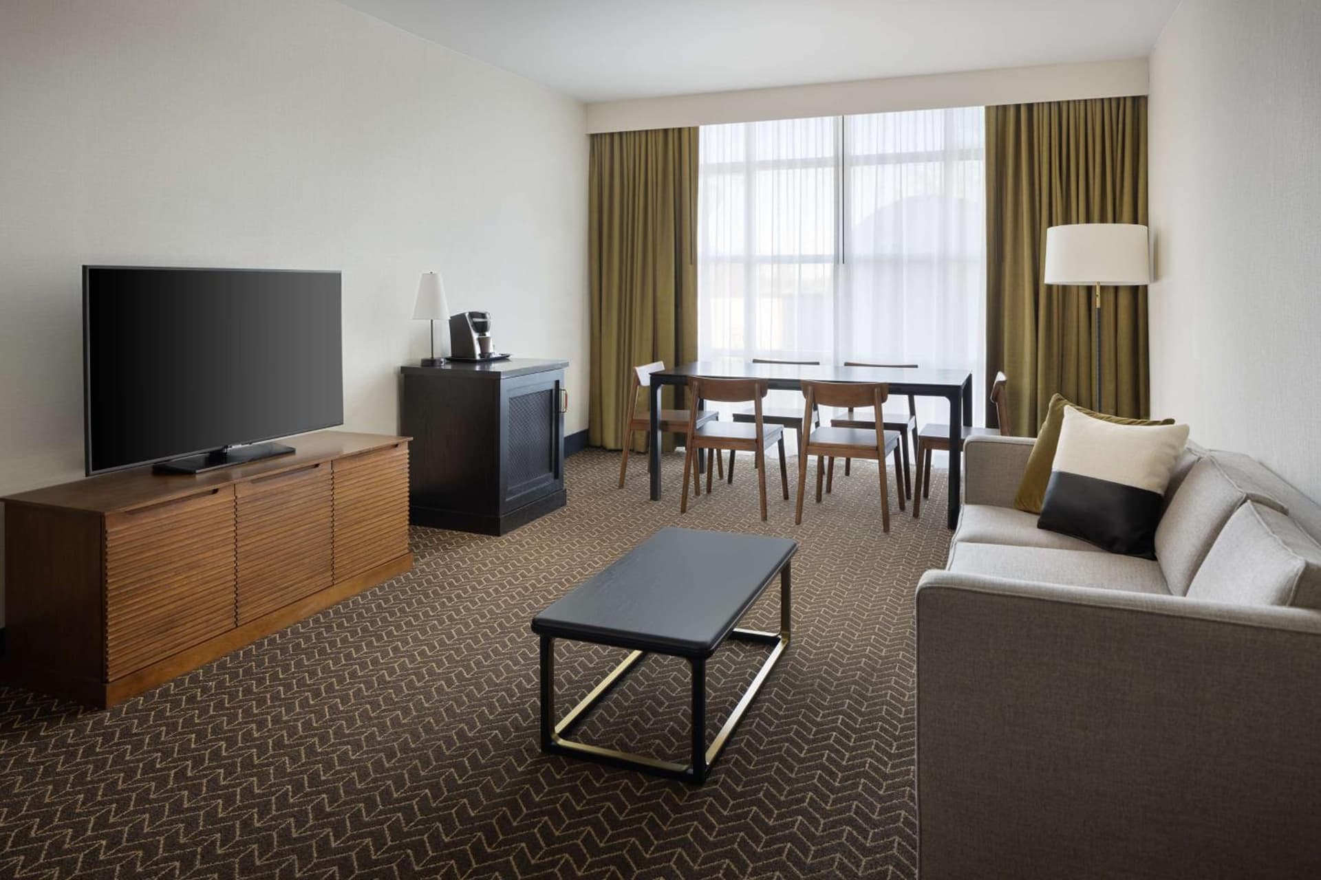 DoubleTree Suites by Hilton Lexington gallery photo in Lexington, KY — image 15