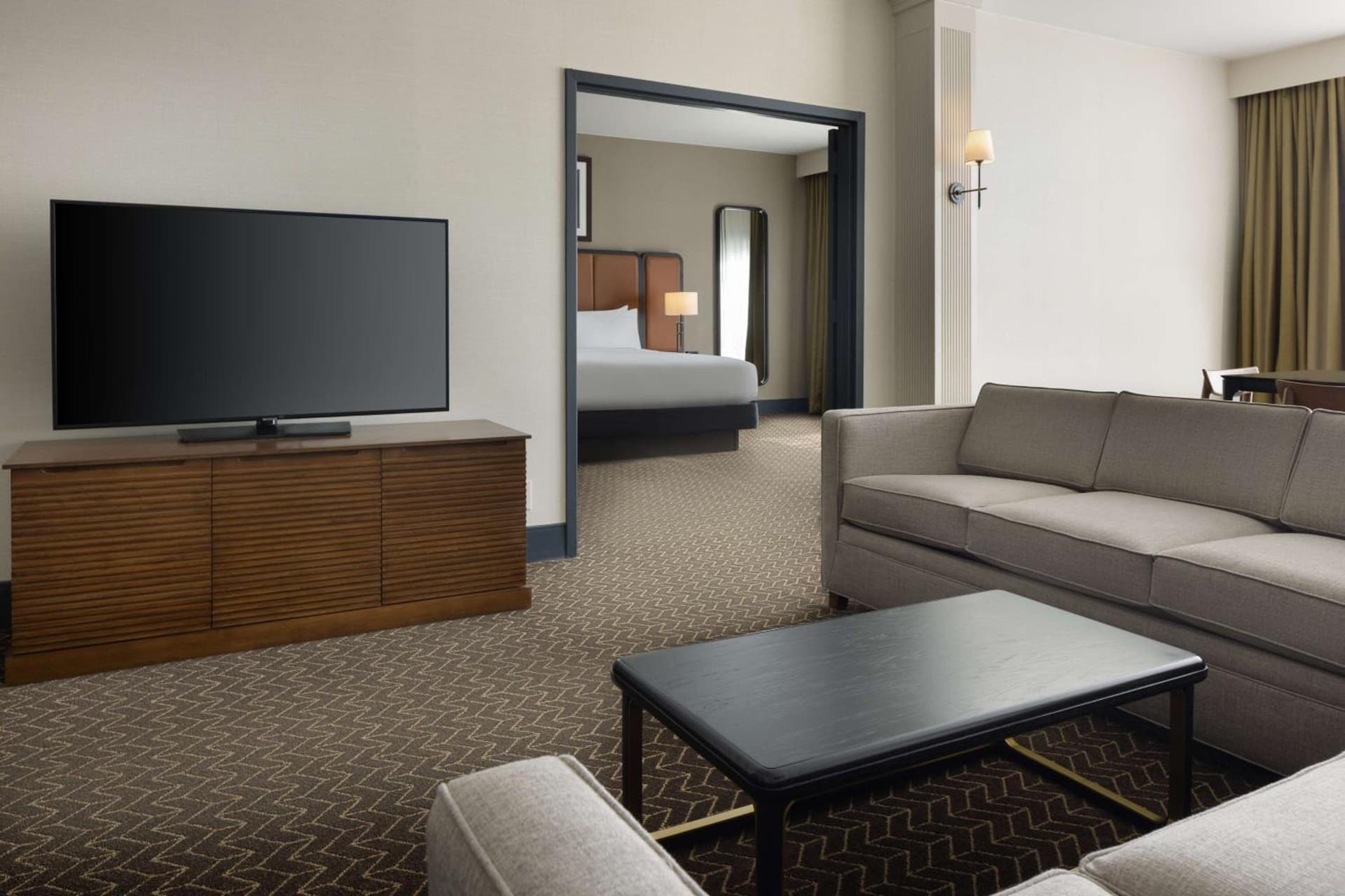 DoubleTree Suites by Hilton Lexington gallery photo in Lexington, KY — image 24