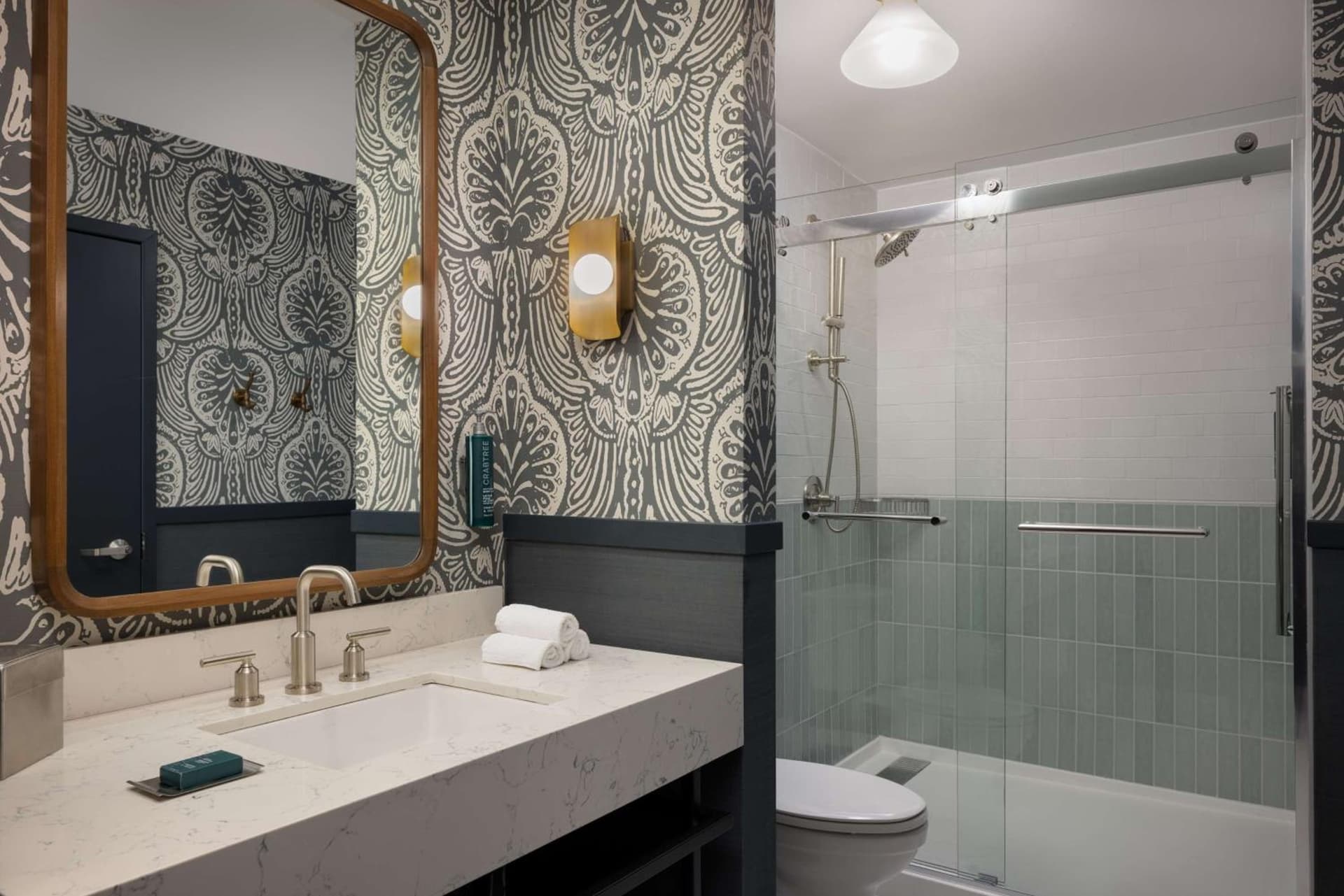 DoubleTree Suites by Hilton Lexington interior in Lexington, KY — gallery photo 2