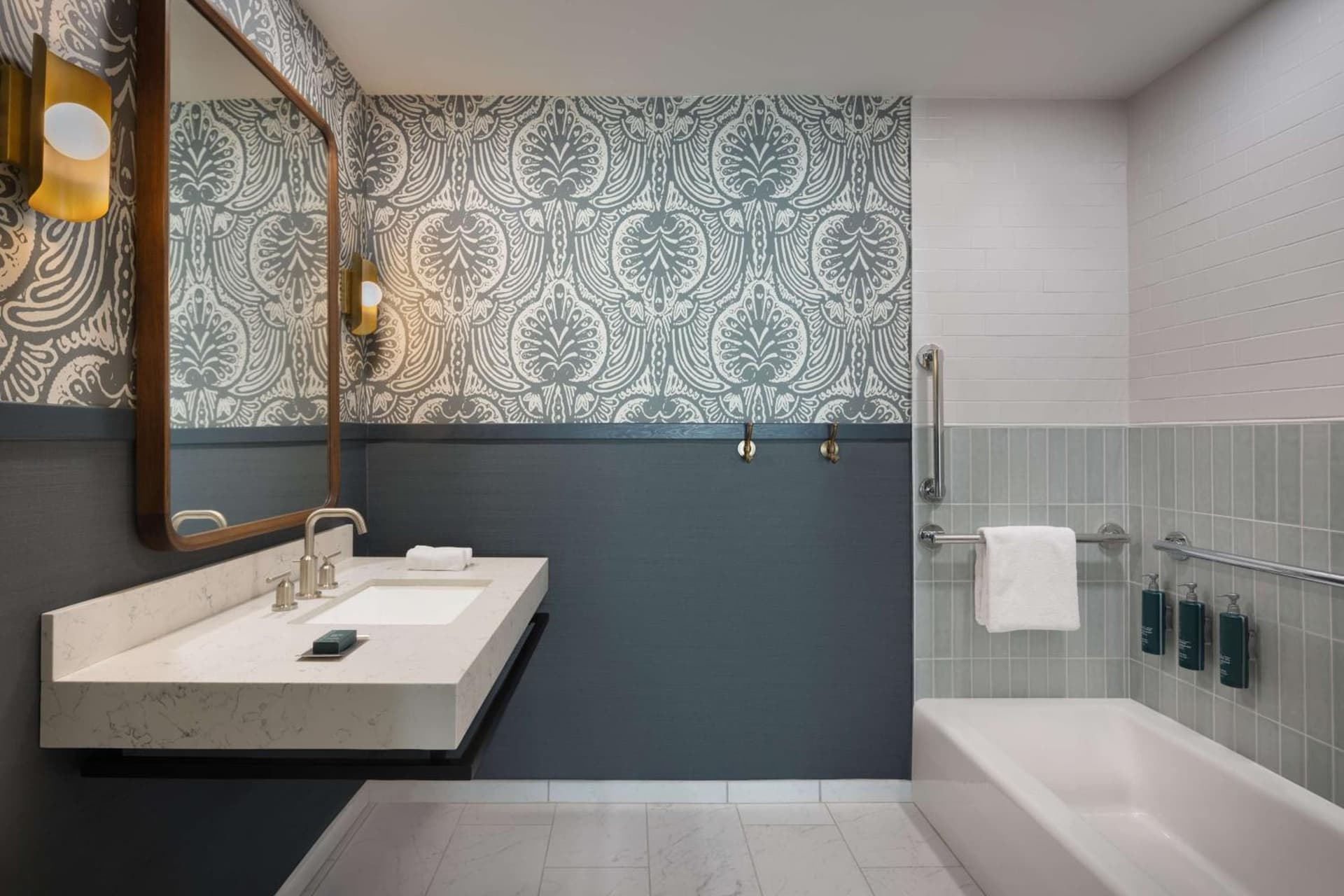 DoubleTree Suites by Hilton Lexington gallery photo in Lexington, KY — image 12