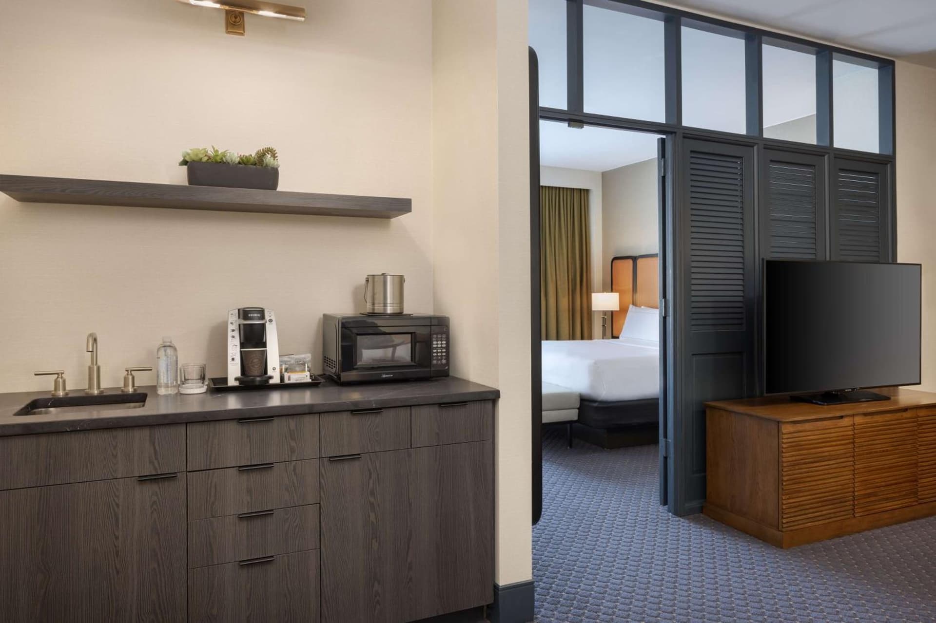 DoubleTree Suites by Hilton Lexington gallery photo in Lexington, KY — image 60