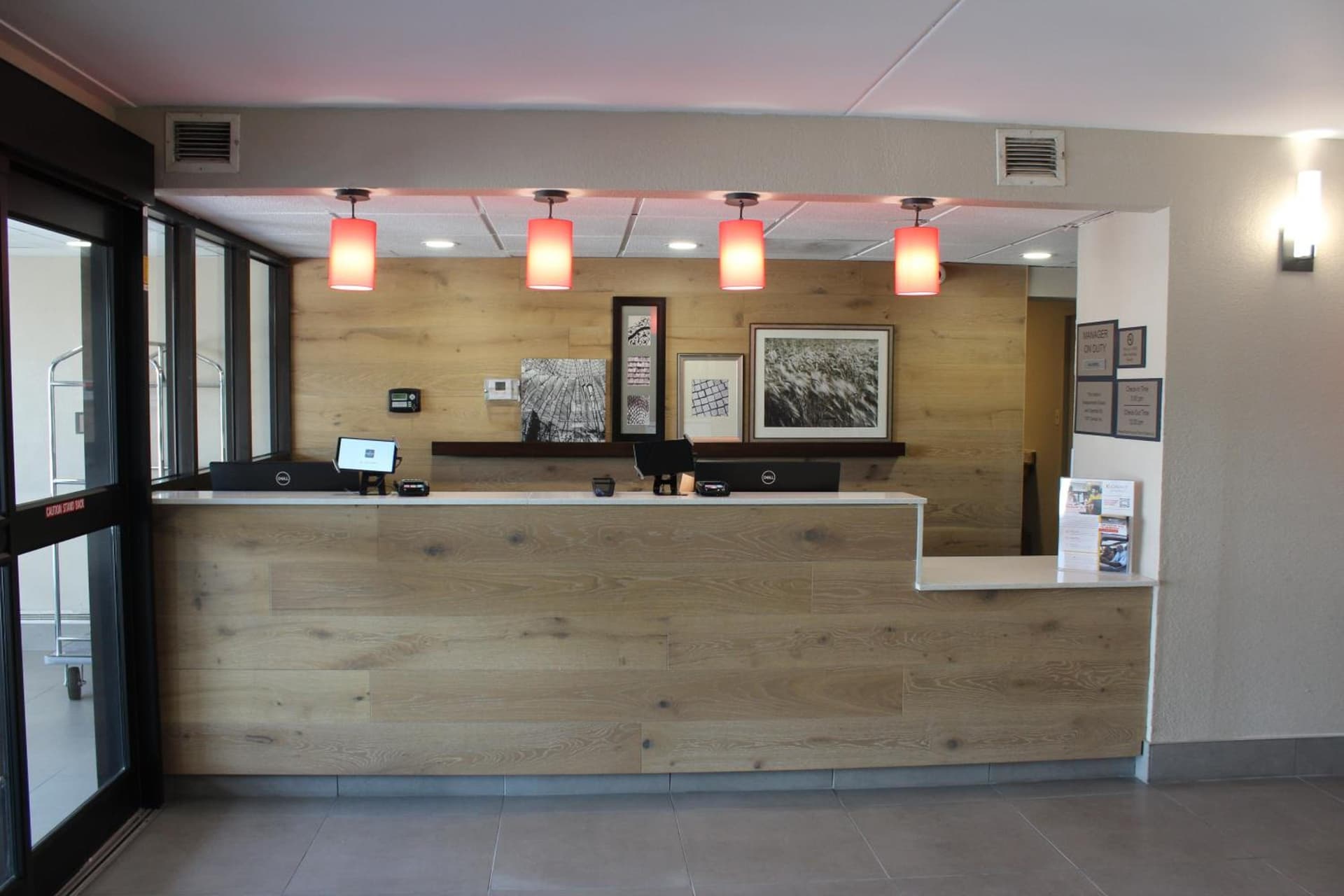 Country Inn & Suites by Radisson, Dunbar - Charleston gallery photo in Dunbar, WV — image 28