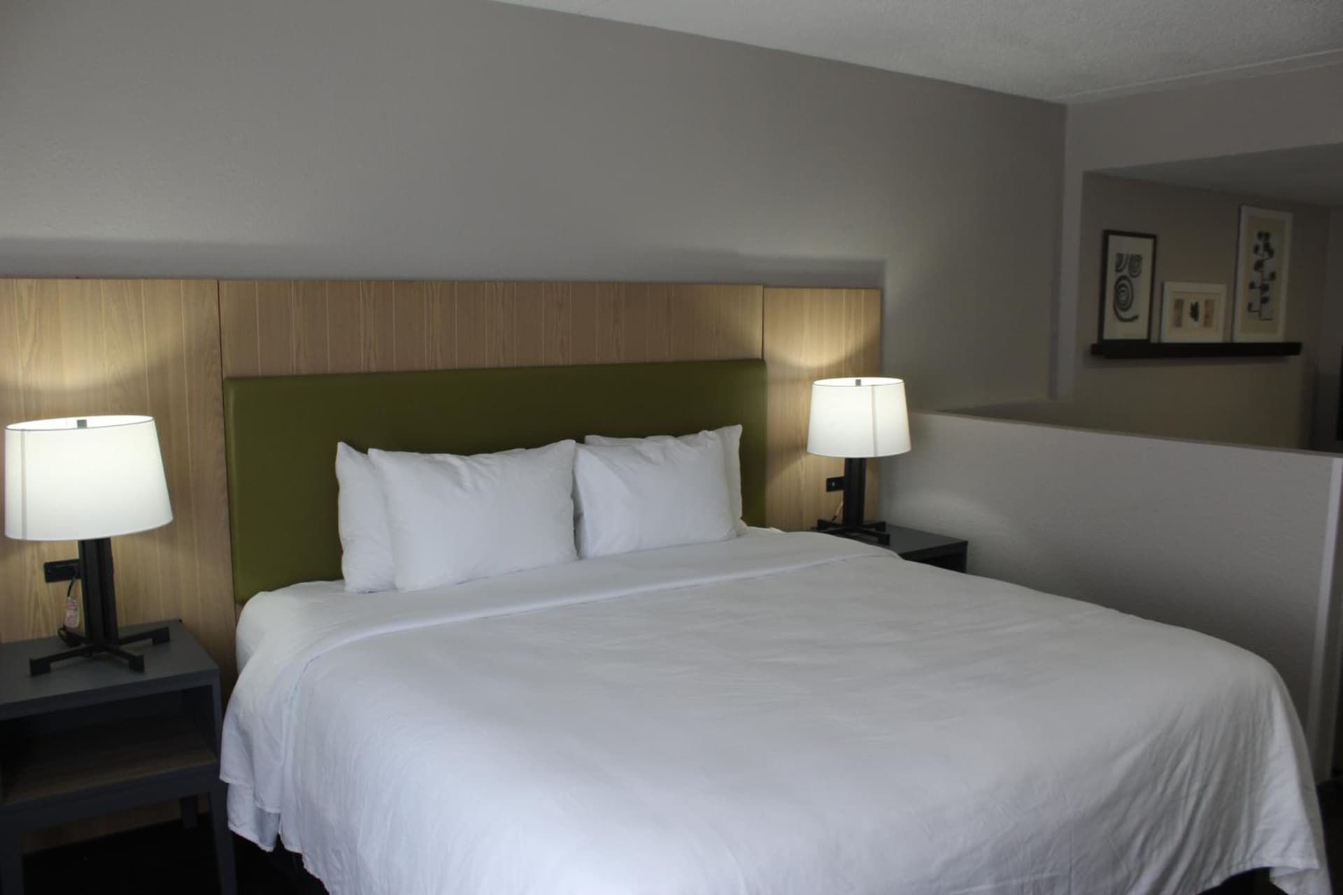 Country Inn & Suites by Radisson, Dunbar - Charleston gallery photo in Dunbar, WV — image 9
