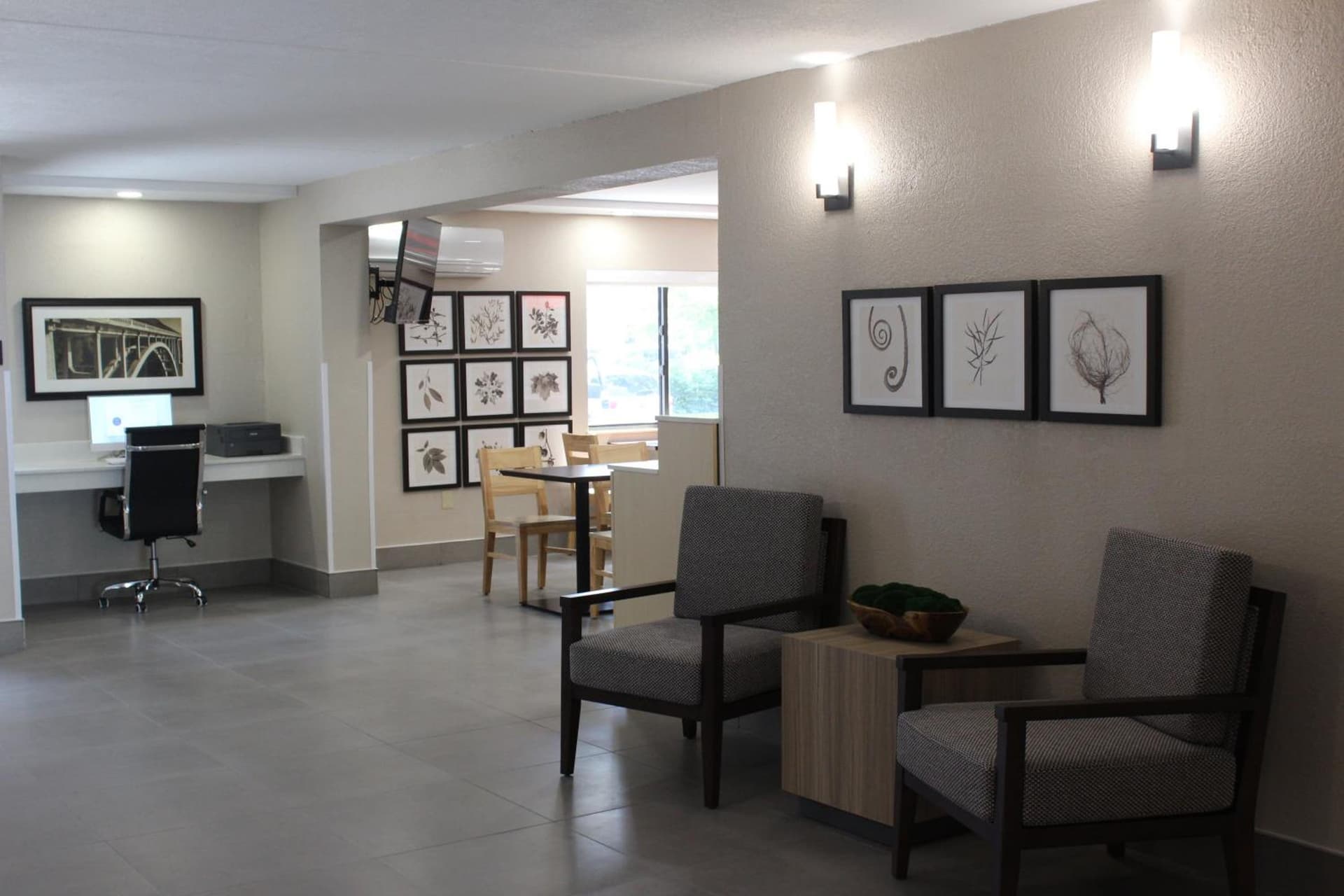 Country Inn & Suites by Radisson, Dunbar - Charleston gallery photo in Dunbar, WV — image 8