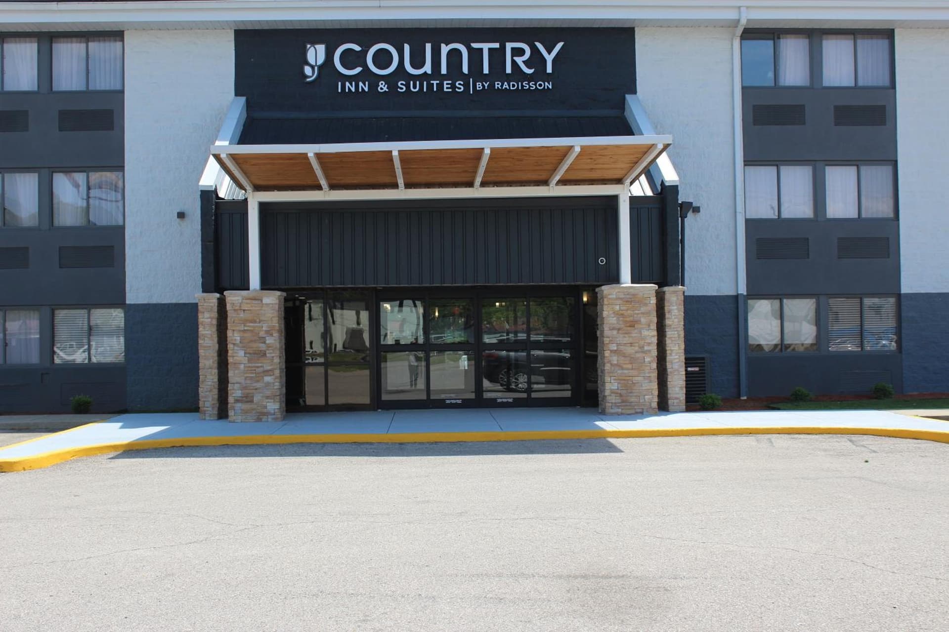 Country Inn & Suites by Radisson, Dunbar - Charleston gallery photo in Dunbar, WV — image 26
