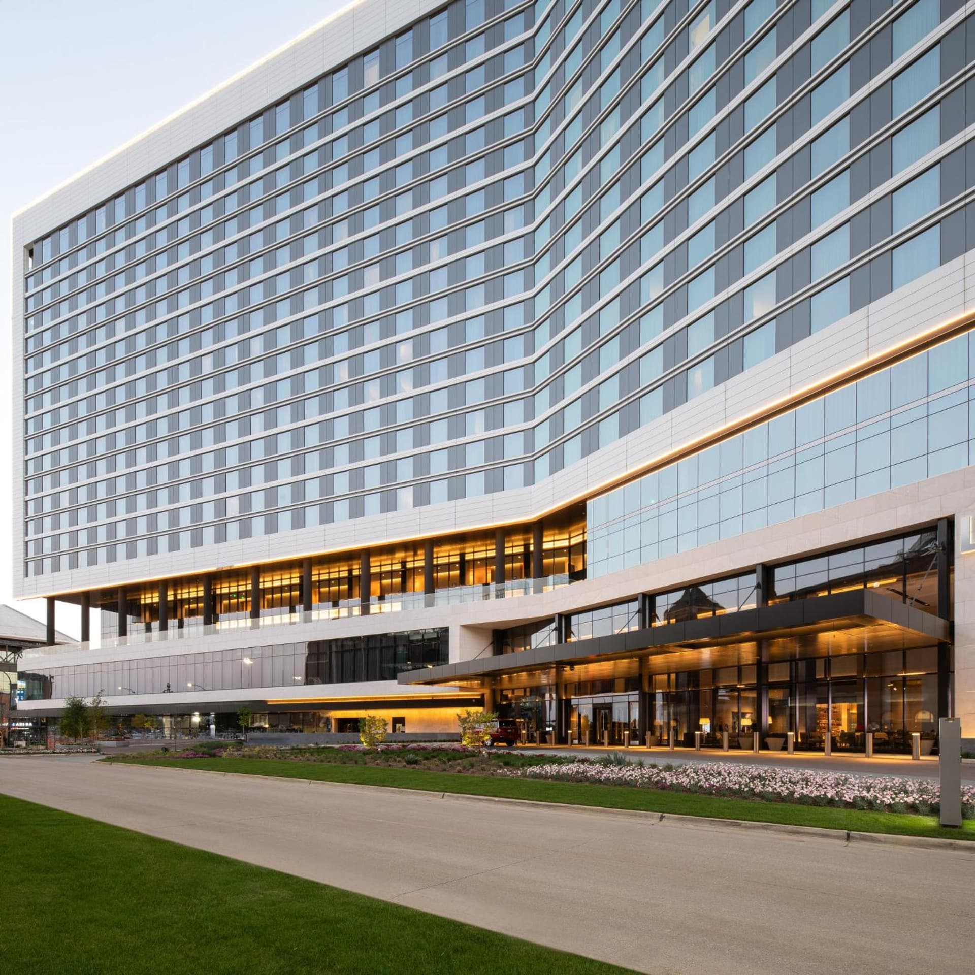 Loews Arlington Hotel gallery photo in Arlington, TX — image 36