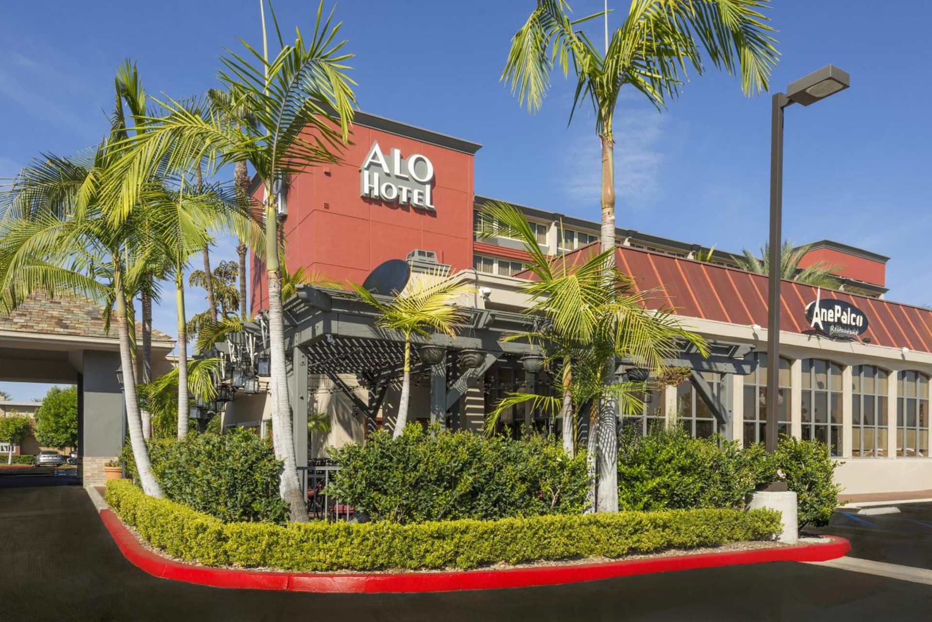 ALO Hotel by Ayres, Orange property views in Anaheim, CA — gallery photo 3