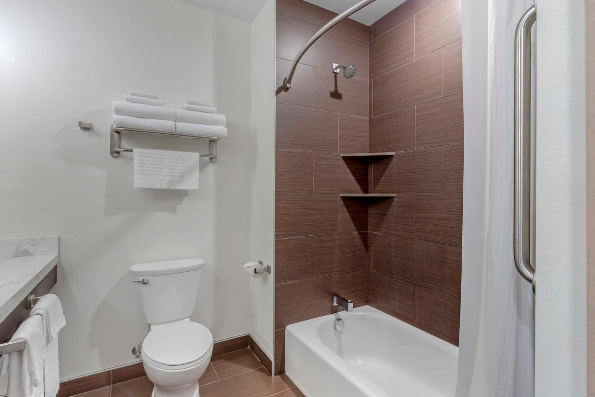 Best Western Plus Peppertree Nampa Civic Center Inn gallery photo in Nampa, ID — image 10