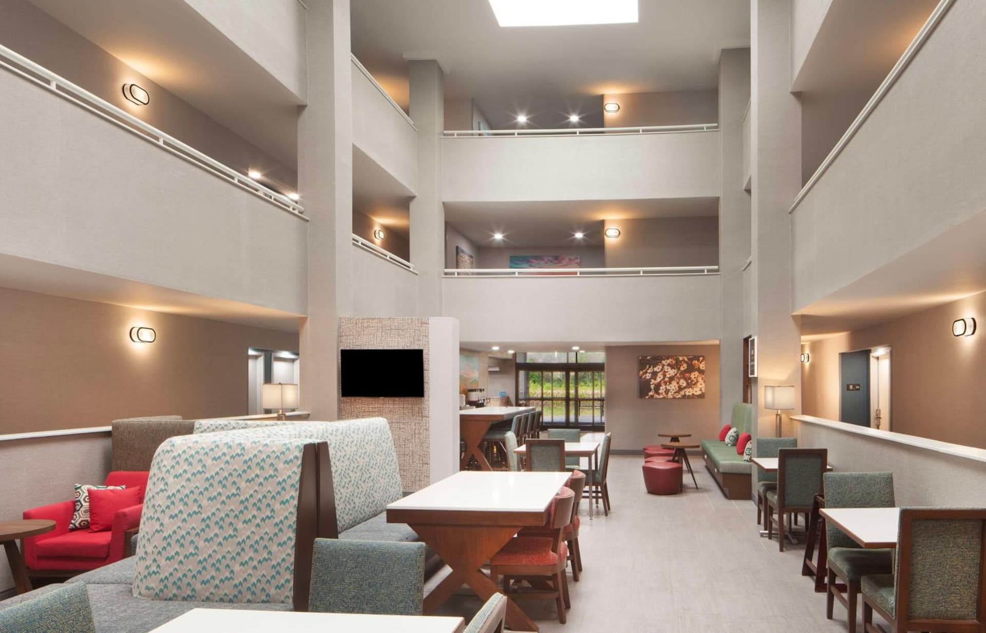 Hampton Inn Athens property views in Athens, TN — gallery photo 3