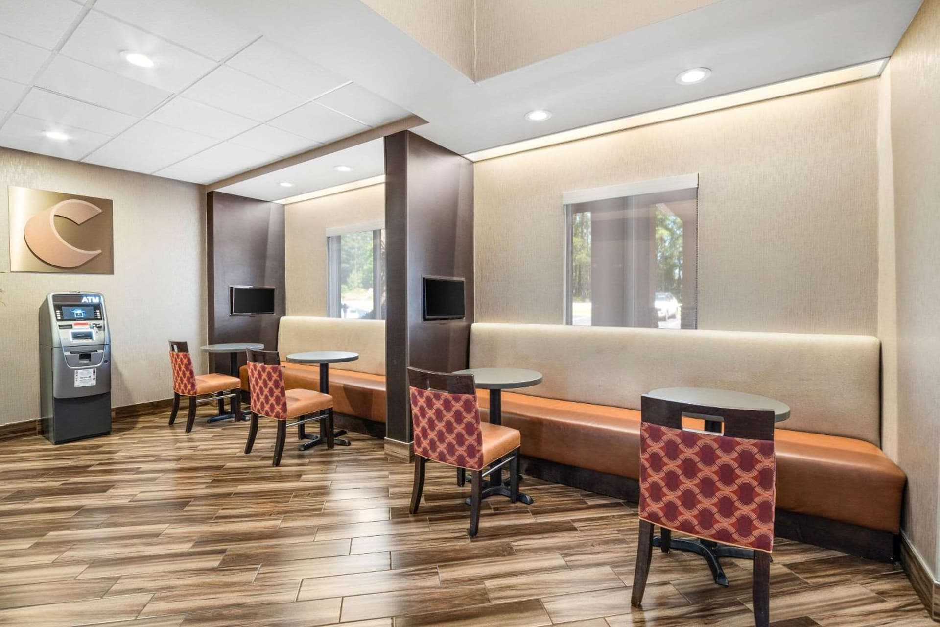 Comfort Suites Columbia at Harbison gallery photo in Columbia, SC — image 16