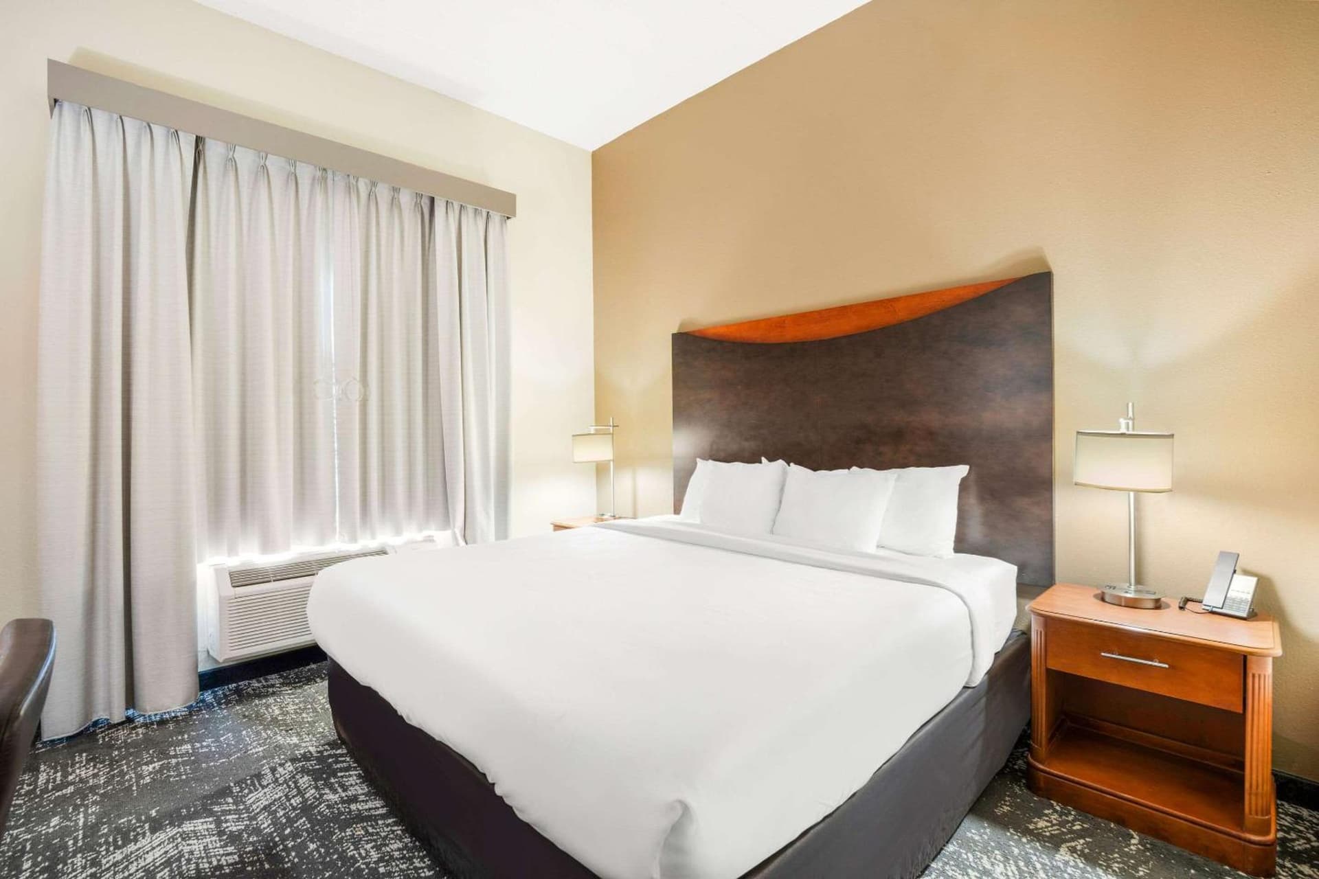 Comfort Suites Columbia at Harbison gallery photo in Columbia, SC — image 29