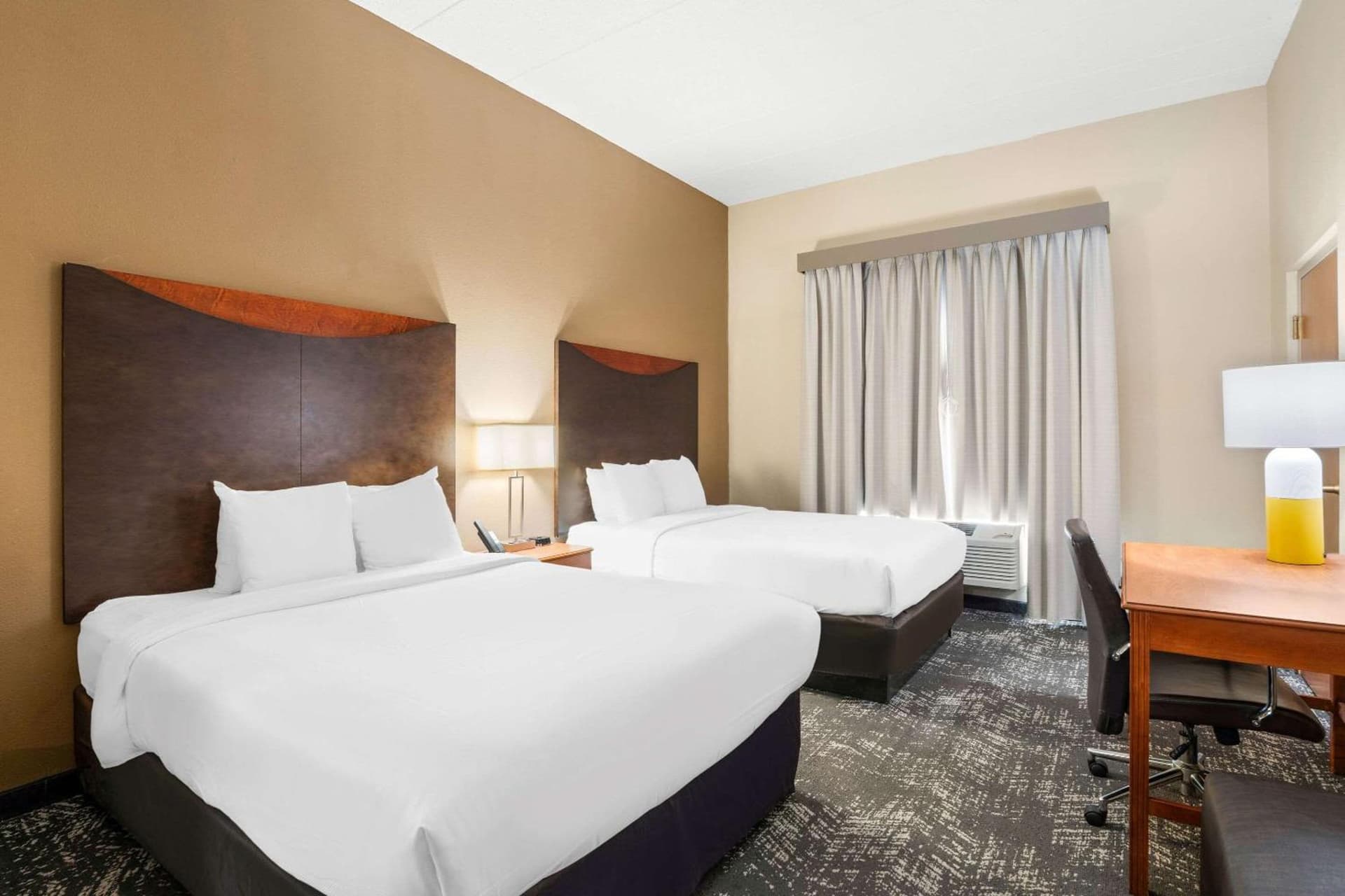 Comfort Suites Columbia at Harbison gallery photo in Columbia, SC — image 13