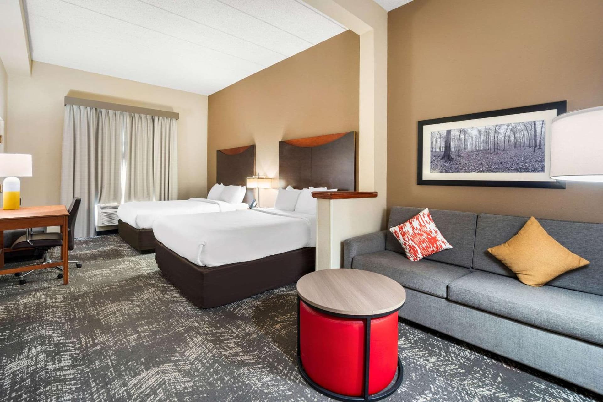 Comfort Suites Columbia at Harbison gallery photo in Columbia, SC — image 24
