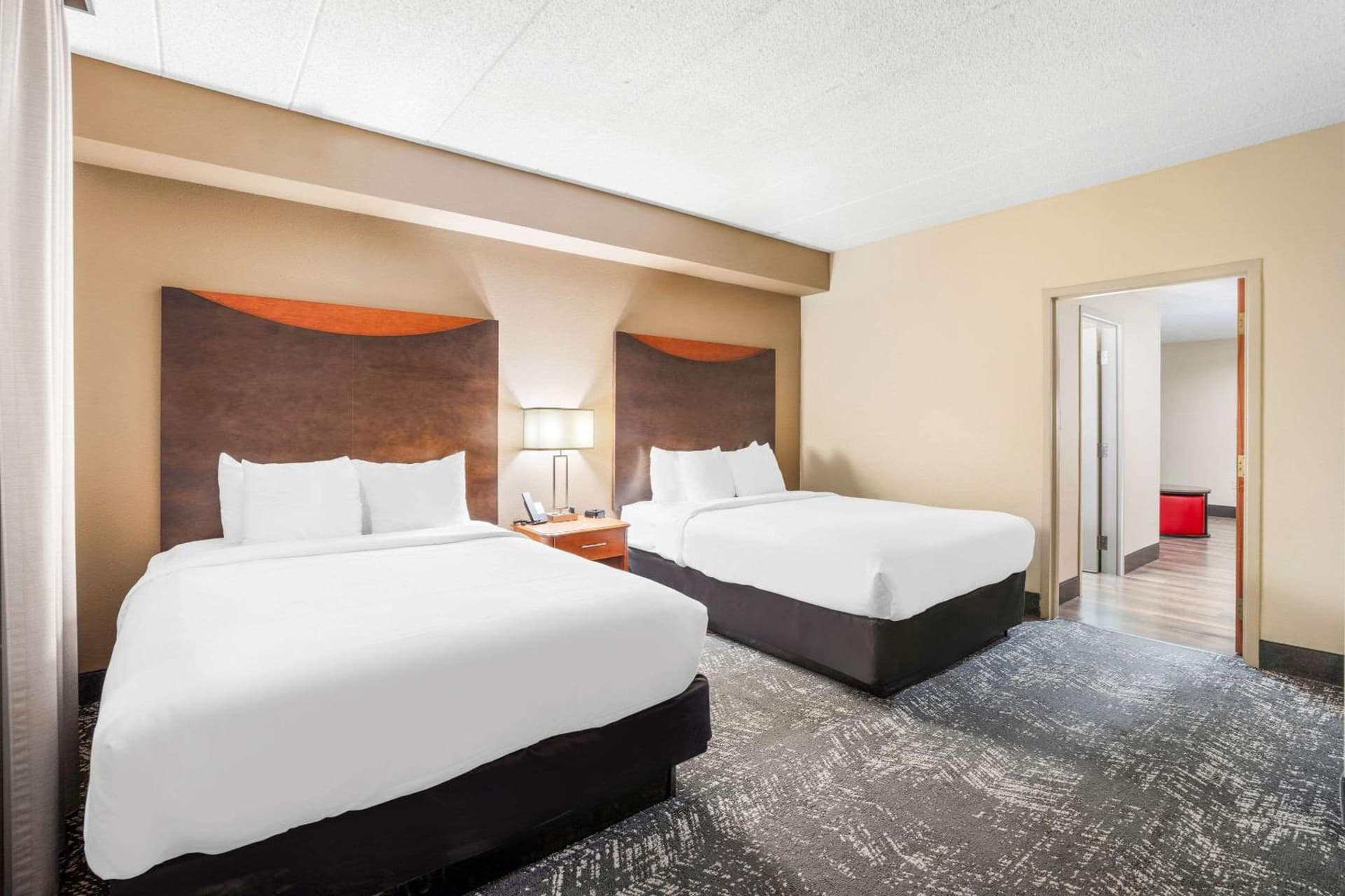 Comfort Suites Columbia at Harbison gallery photo in Columbia, SC — image 10