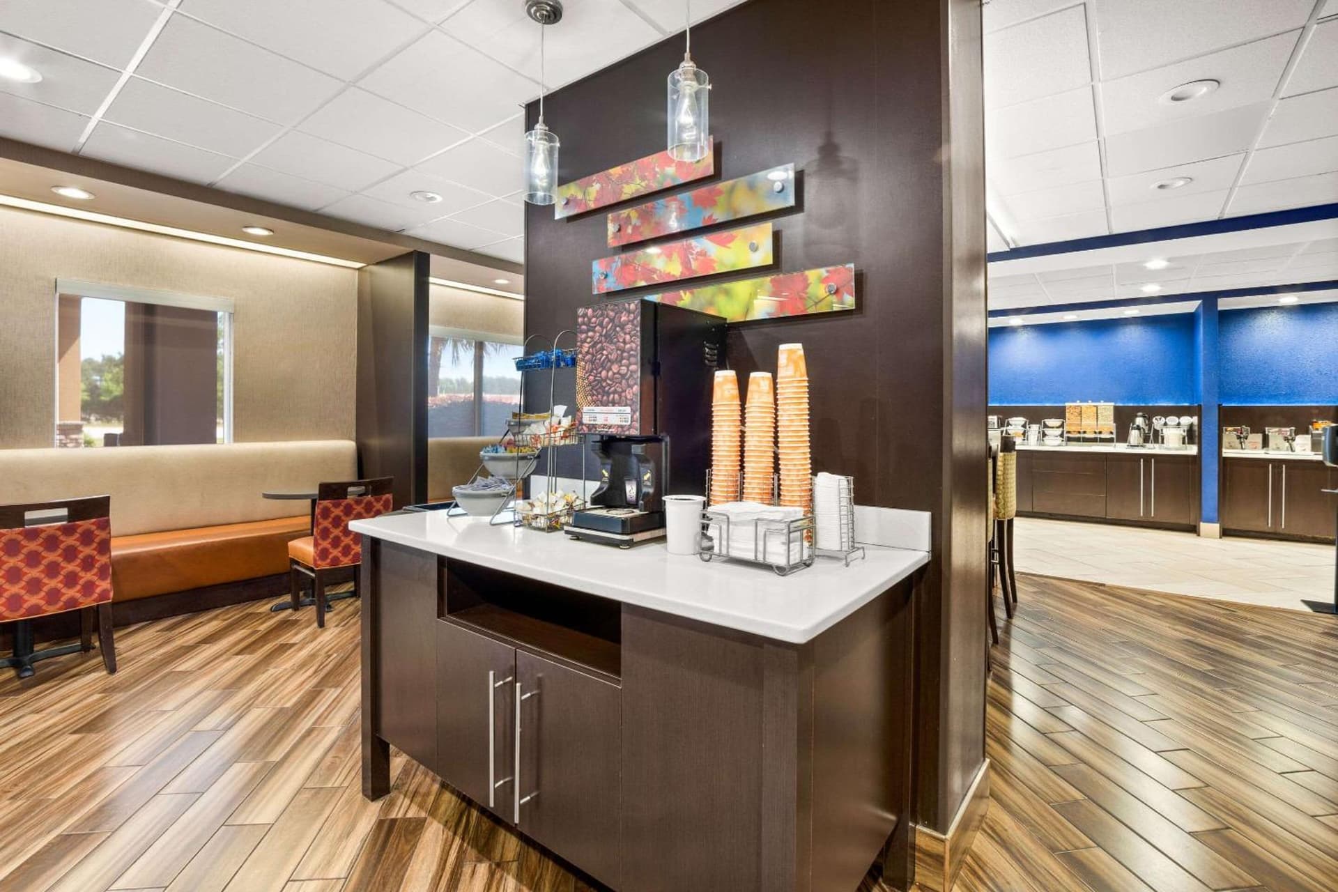 Comfort Suites Columbia at Harbison gallery photo in Columbia, SC — image 9