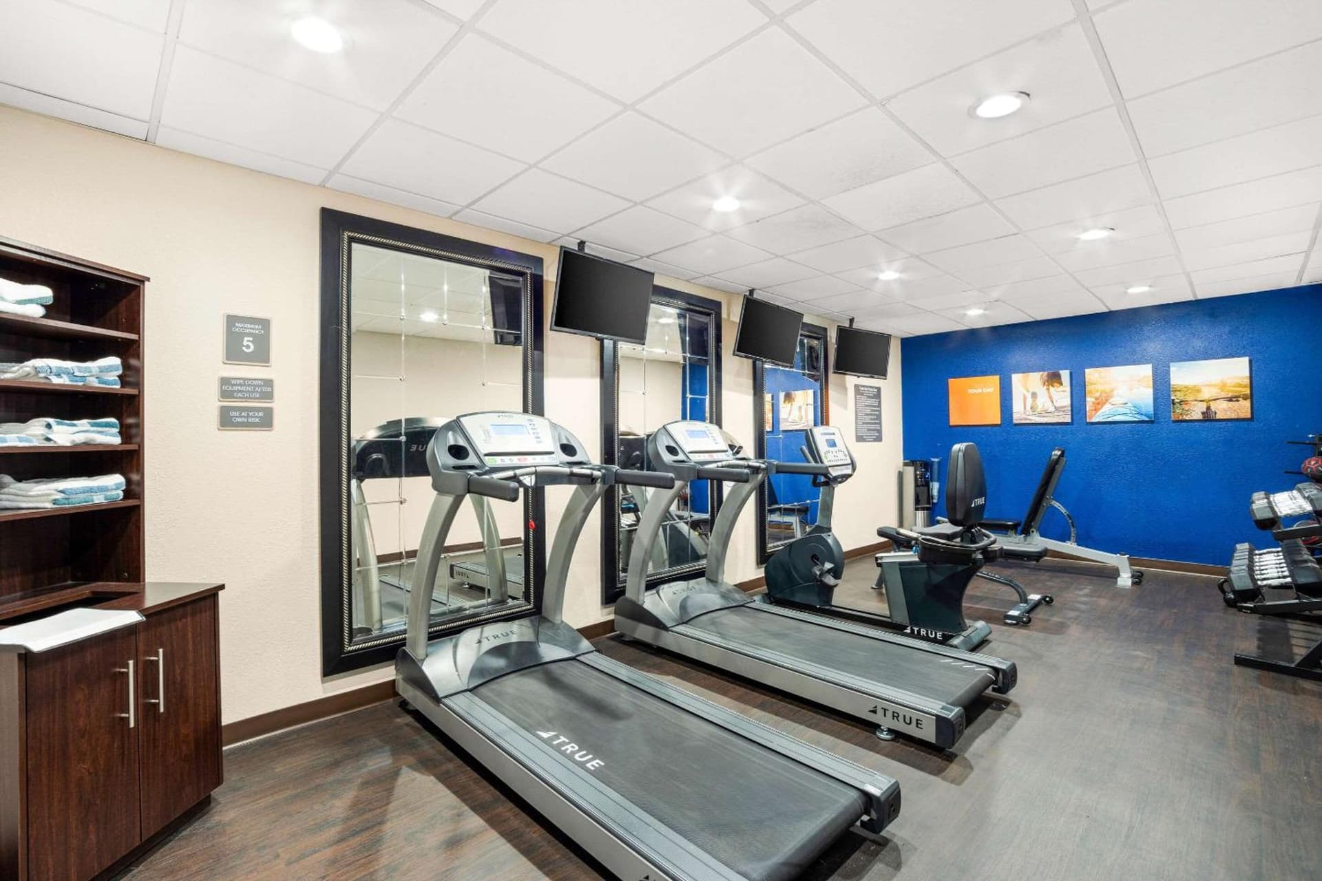 Comfort Suites Columbia at Harbison gallery photo in Columbia, SC — image 33