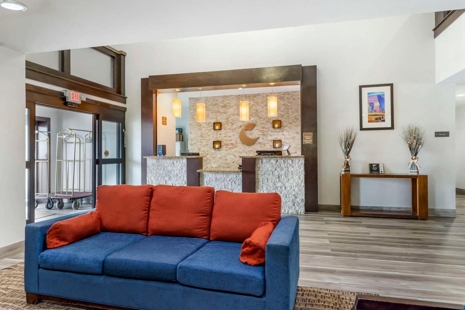 Comfort Inn & Suites Houston FM1960 - Champions property views in Houston, TX — gallery photo 3