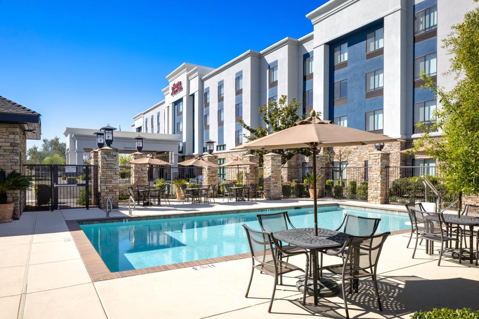 Hampton Inn & Suites Manteca gallery photo in Manteca, CA — image 5