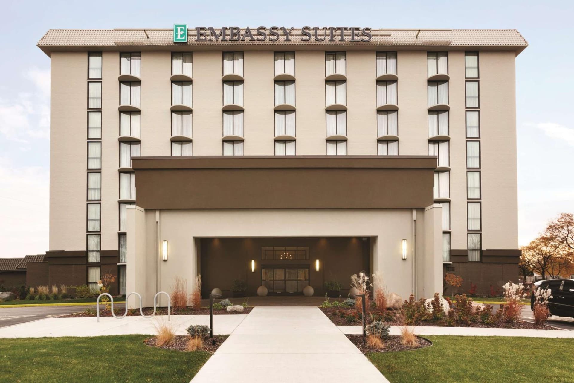 Embassy Suites by Hilton Minneapolis Bloomington Edina featured exterior or lobby in Bloomington, MN — similar hotel