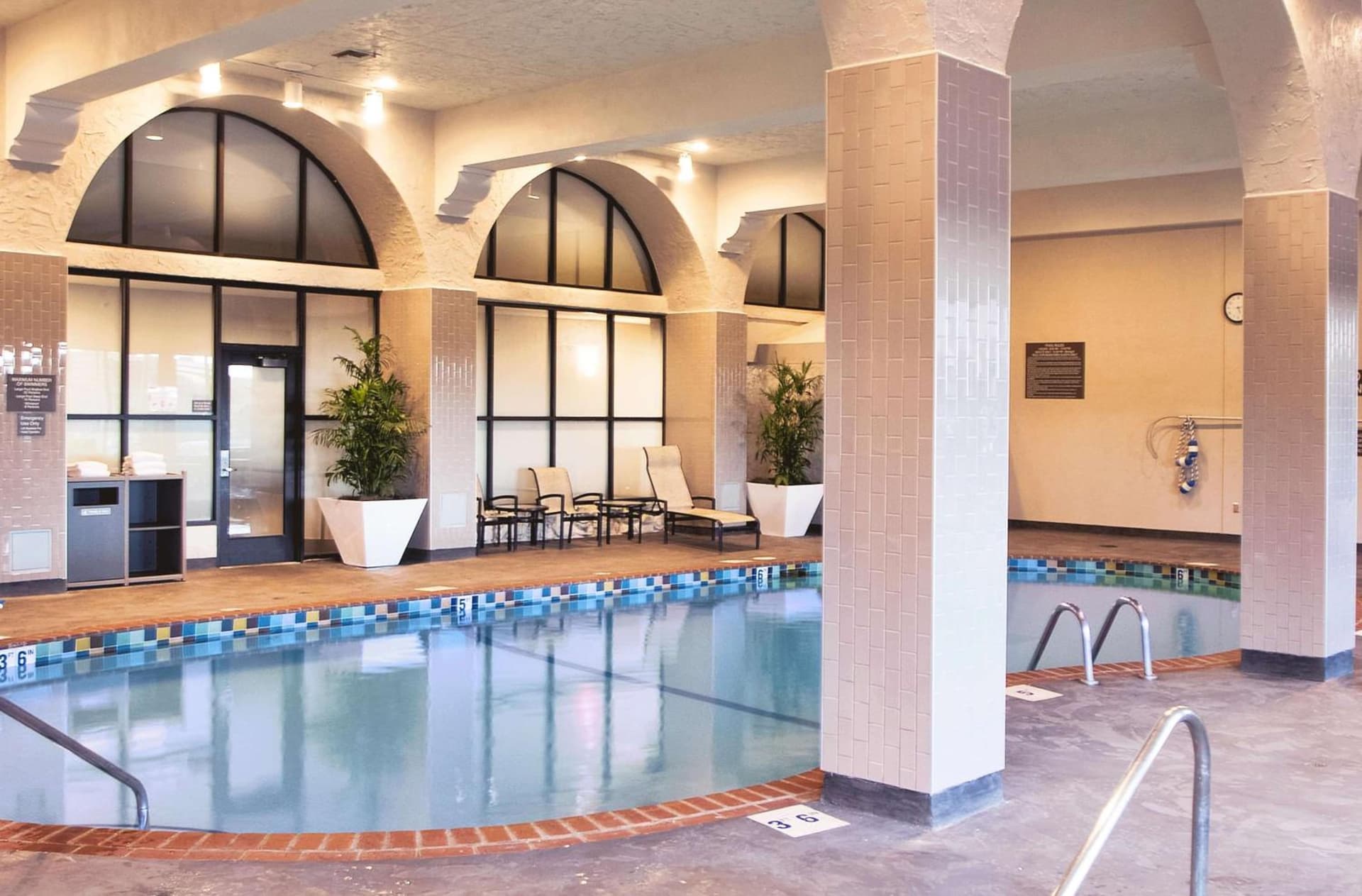 Embassy Suites by Hilton Minneapolis Bloomington Edina gallery photo in Bloomington, MN — image 39
