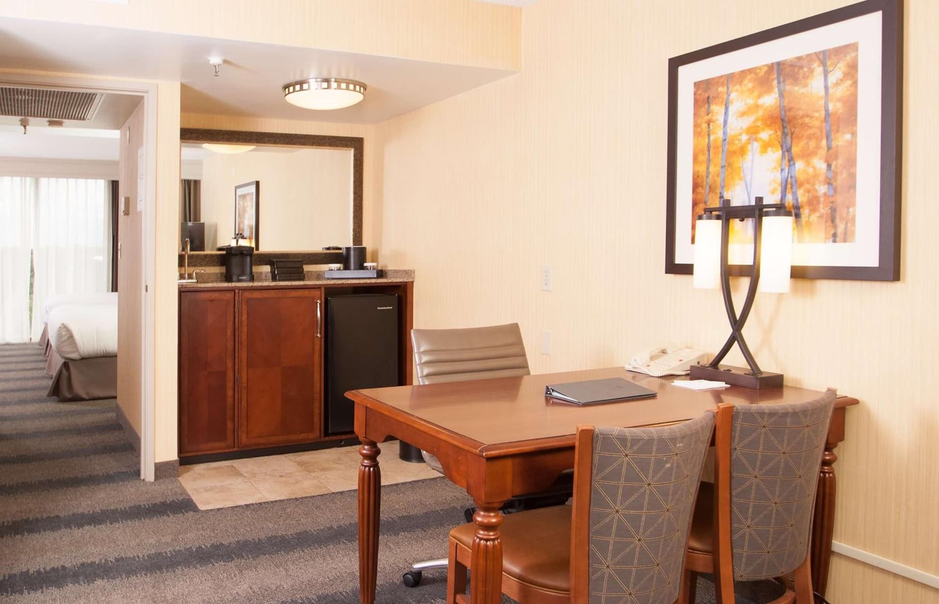 Embassy Suites by Hilton Minneapolis Bloomington Edina gallery photo in Bloomington, MN — image 57
