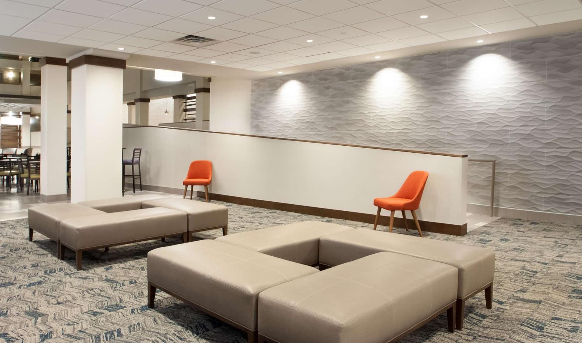 Embassy Suites by Hilton Minneapolis Bloomington Edina gallery photo in Bloomington, MN — image 11