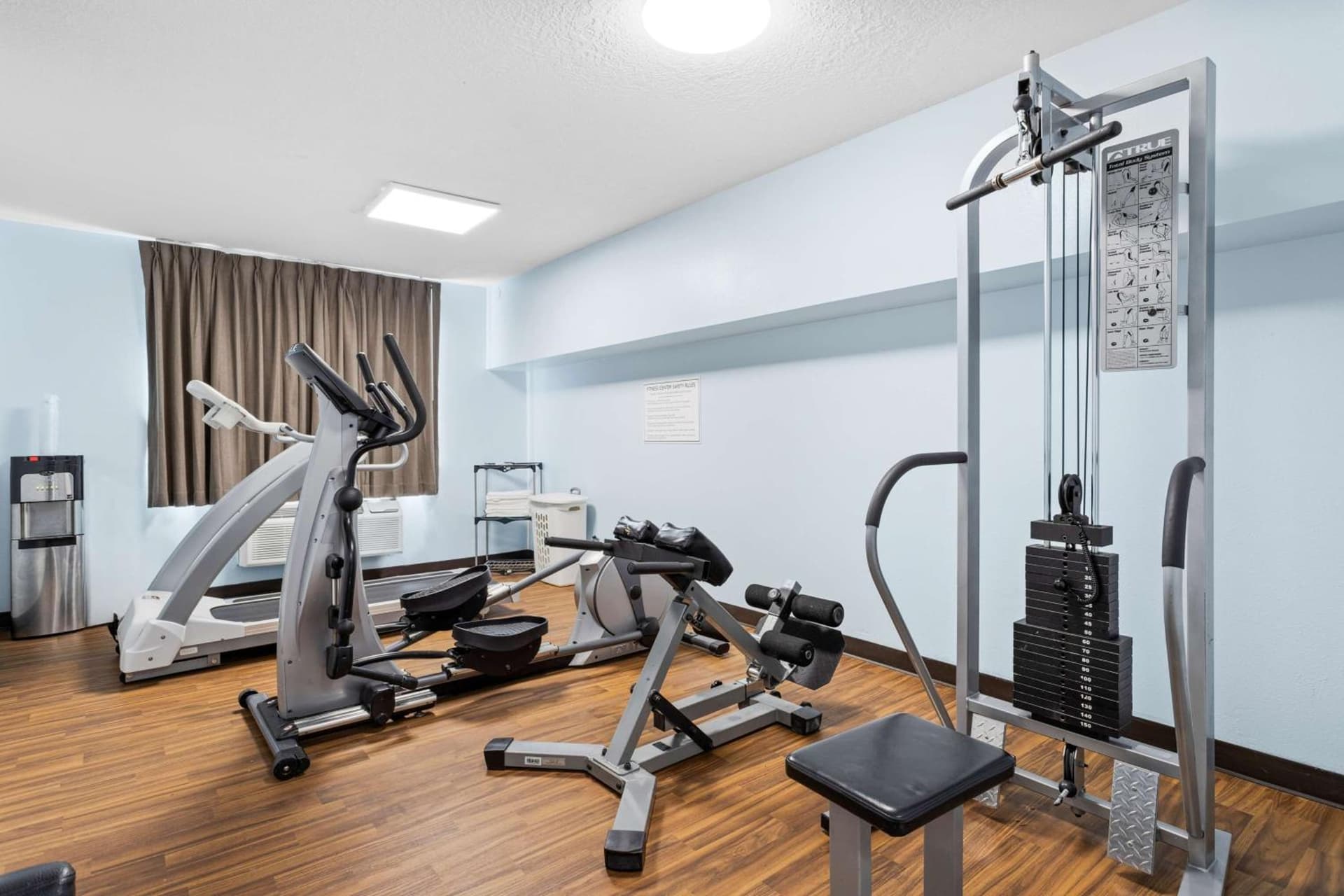 SureStay Hotel by Best Western Albuquerque Midtown gallery photo in Albuquerque, NM — image 26