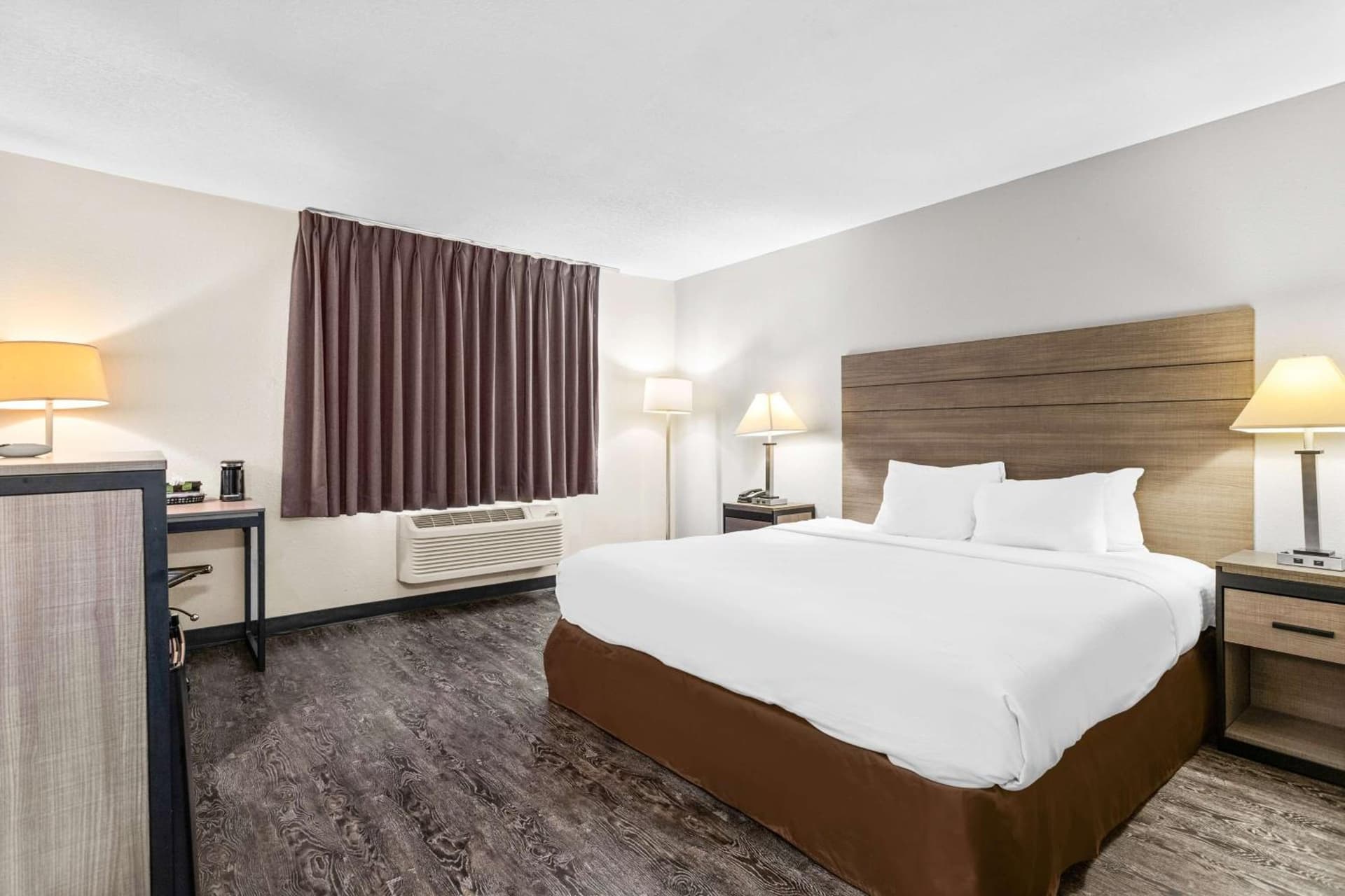 SureStay Hotel by Best Western Albuquerque Midtown gallery photo in Albuquerque, NM — image 5