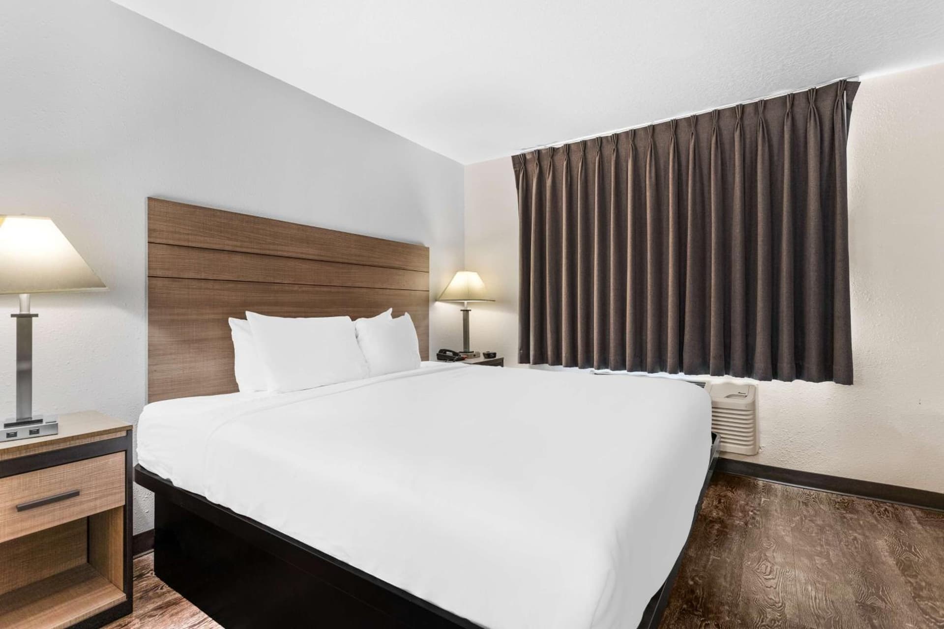 SureStay Hotel by Best Western Albuquerque Midtown property views in Albuquerque, NM — gallery photo 3