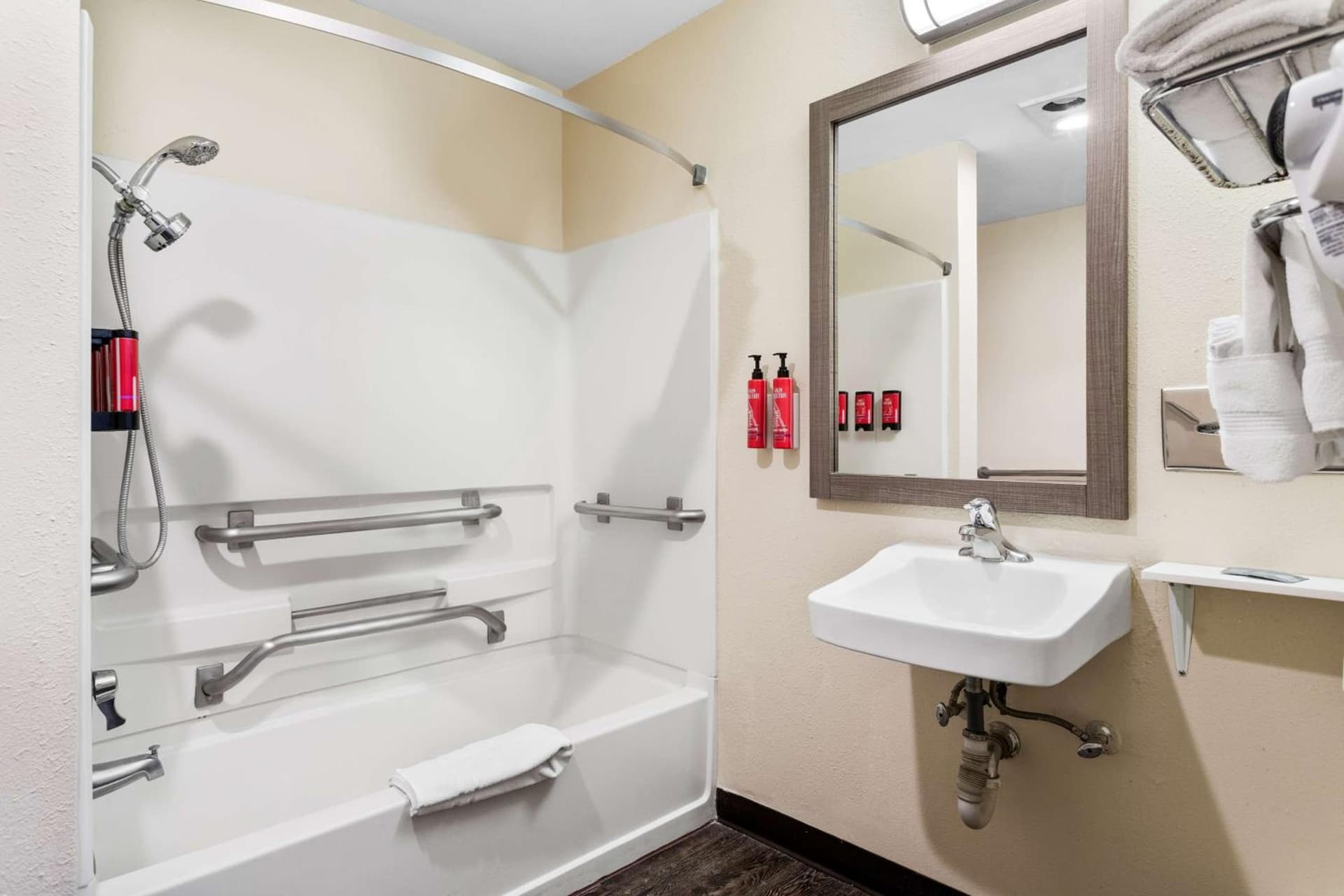 SureStay Hotel by Best Western Albuquerque Midtown gallery photo in Albuquerque, NM — image 22