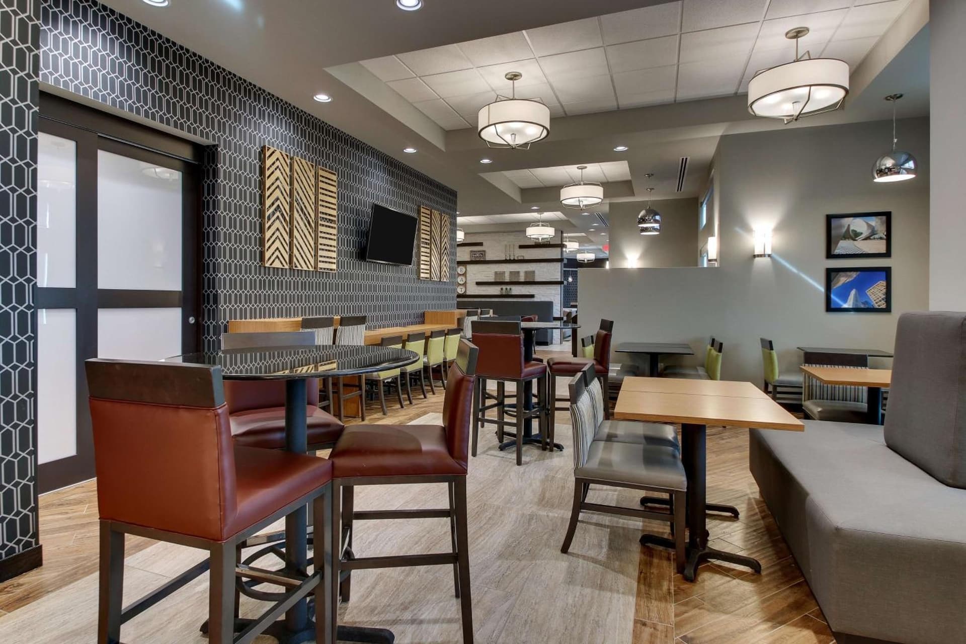 Drury Plaza Hotel College Station gallery photo in College Station, TX — image 4