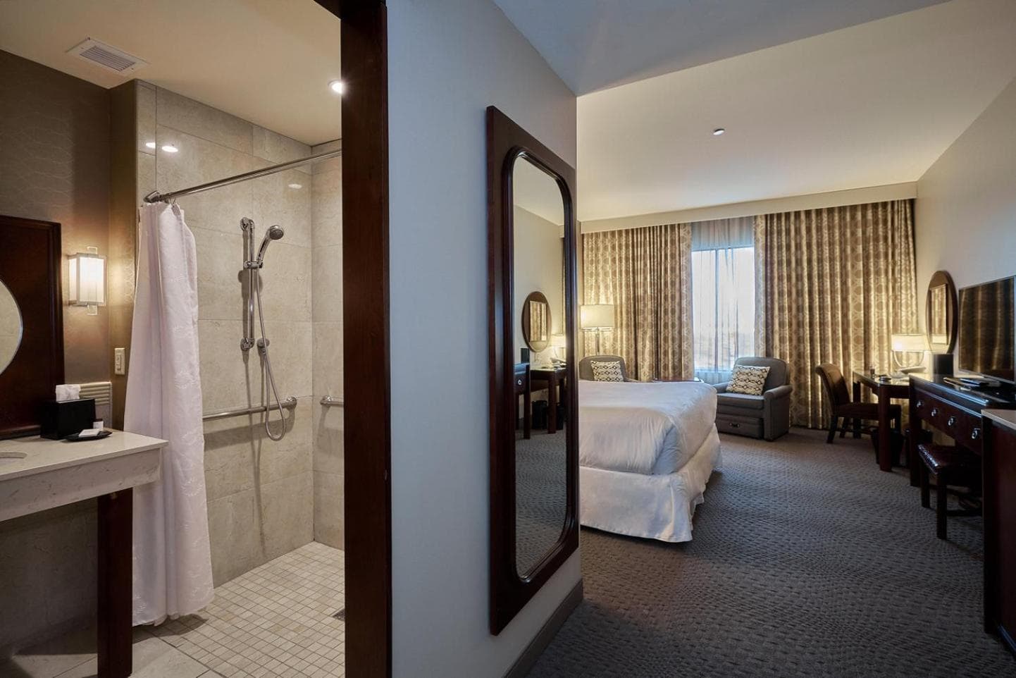 Sheraton Mesa Hotel at Wrigleyville West gallery photo in Mesa, AZ — image 22