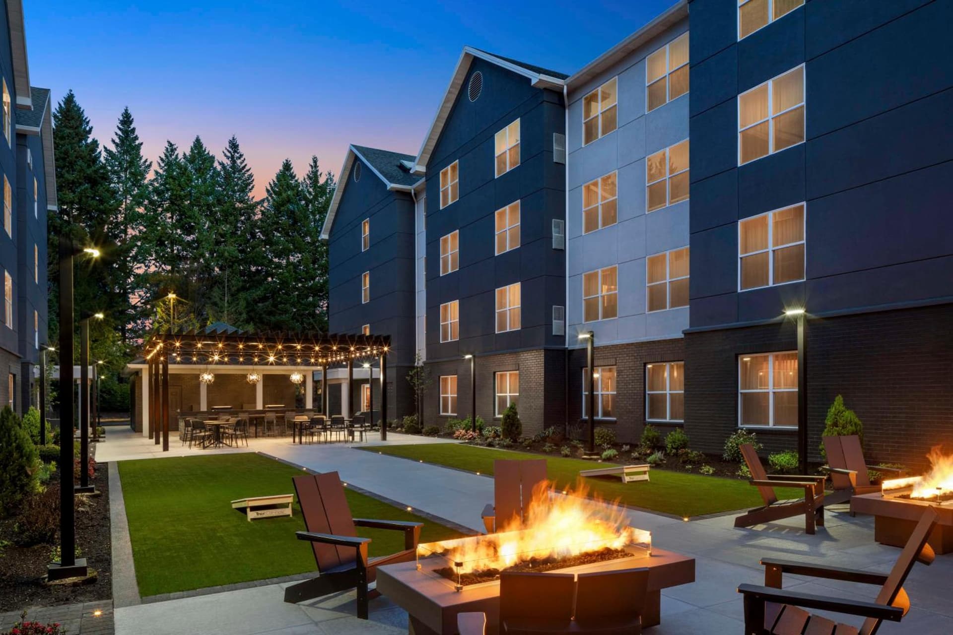 Homewood Suites by Hilton Hillsboro Beaverton gallery photo in Beaverton, OR — image 6