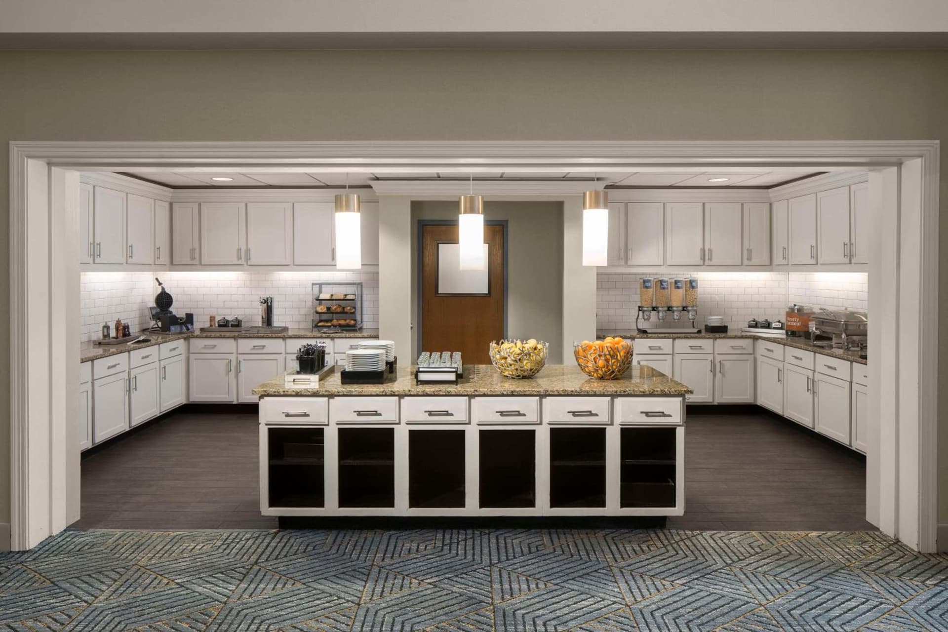 Homewood Suites by Hilton Hillsboro Beaverton gallery photo in Beaverton, OR — image 19