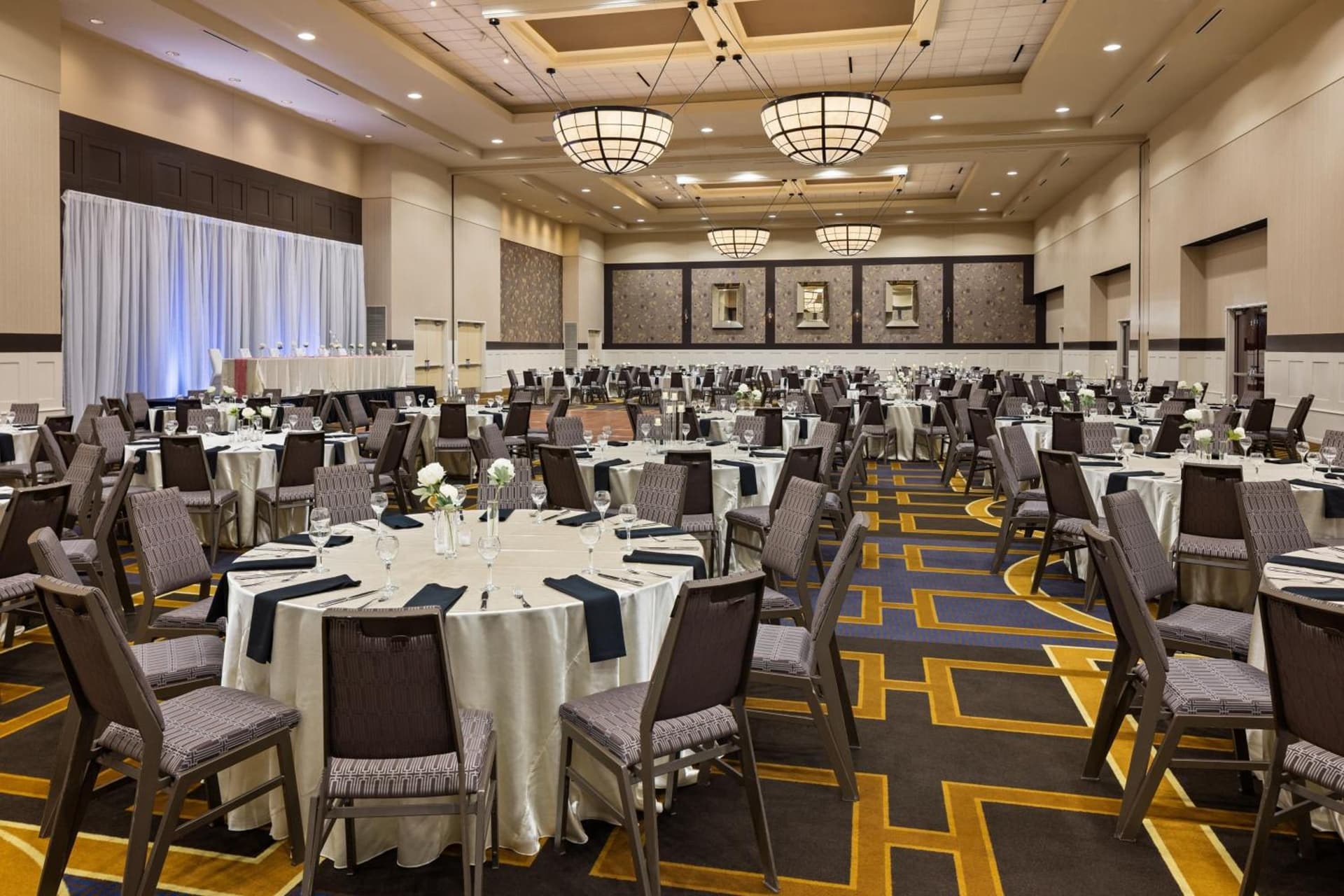 Sheraton Overland Park Hotel at the Convention Center gallery photo in Overland Park, KS — image 20