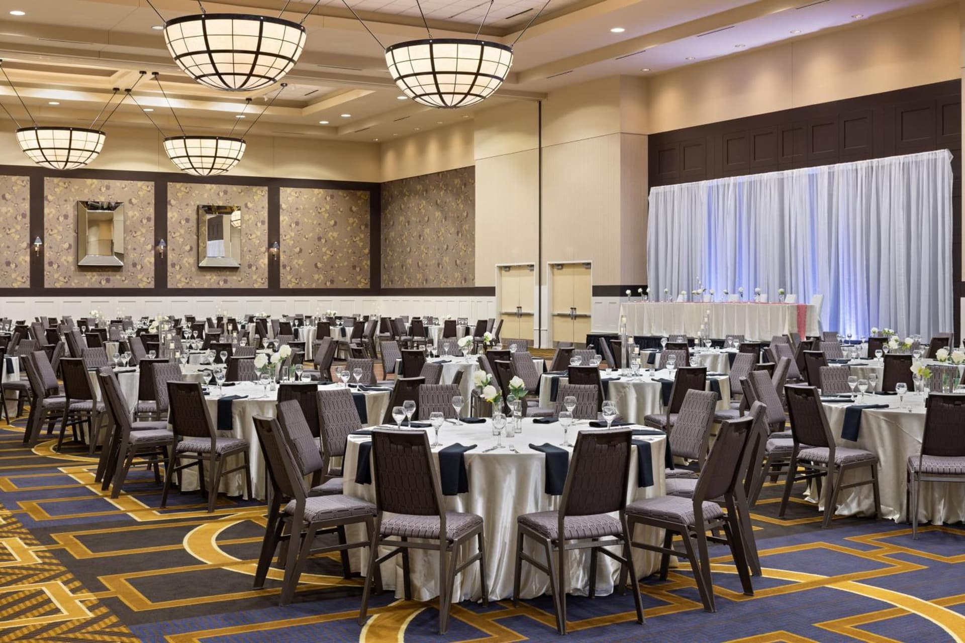 Sheraton Overland Park Hotel at the Convention Center gallery photo in Overland Park, KS — image 23
