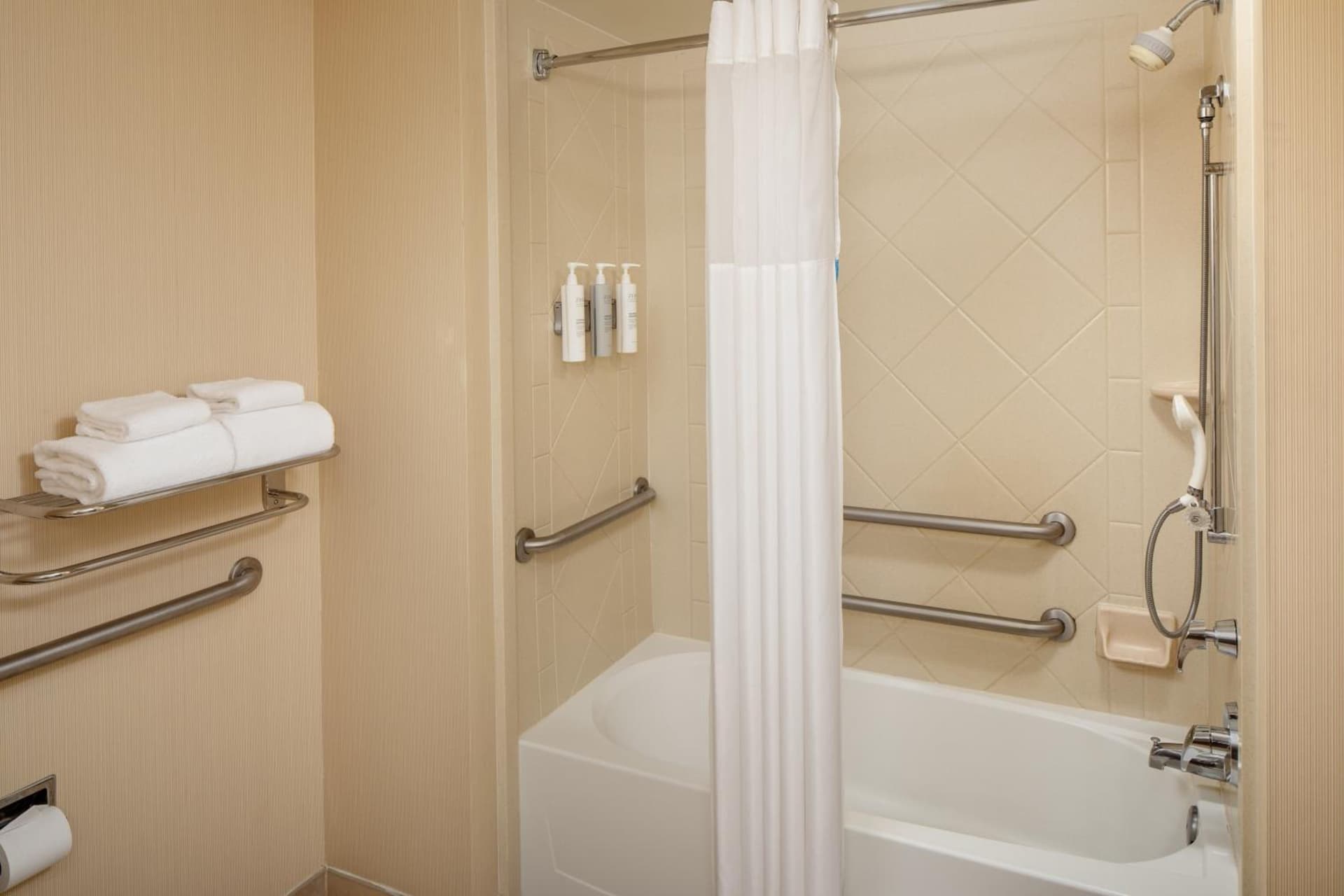 Hampton Inn & Suites Mystic gallery photo in Mystic, CT — image 21
