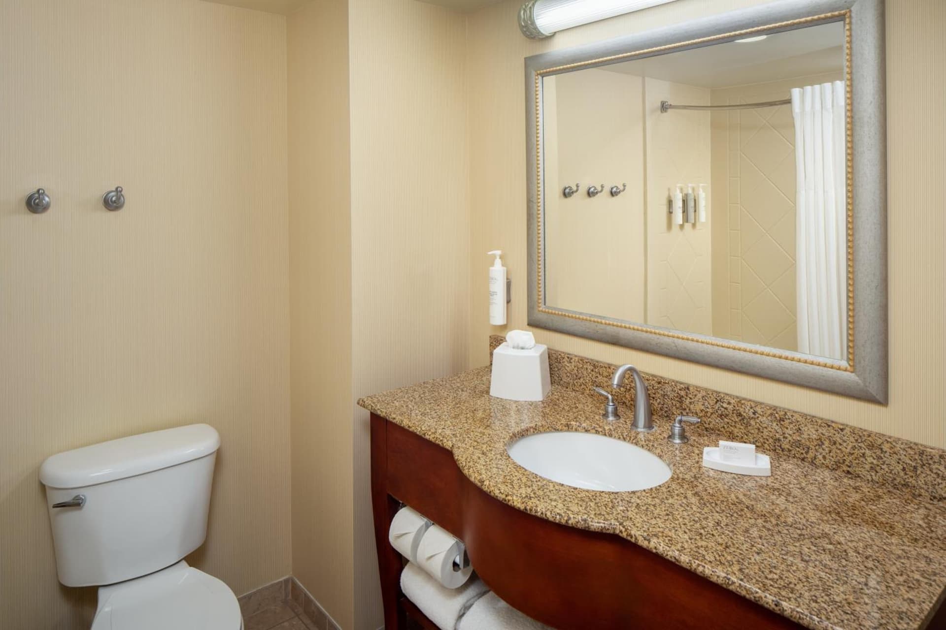Hampton Inn & Suites Mystic gallery photo in Mystic, CT — image 9