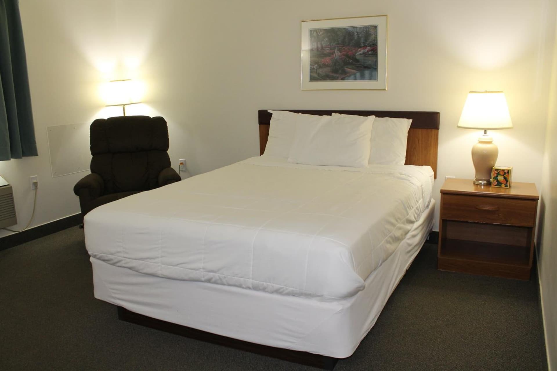 American Host Inn gallery photo in Hart, MI — image 4