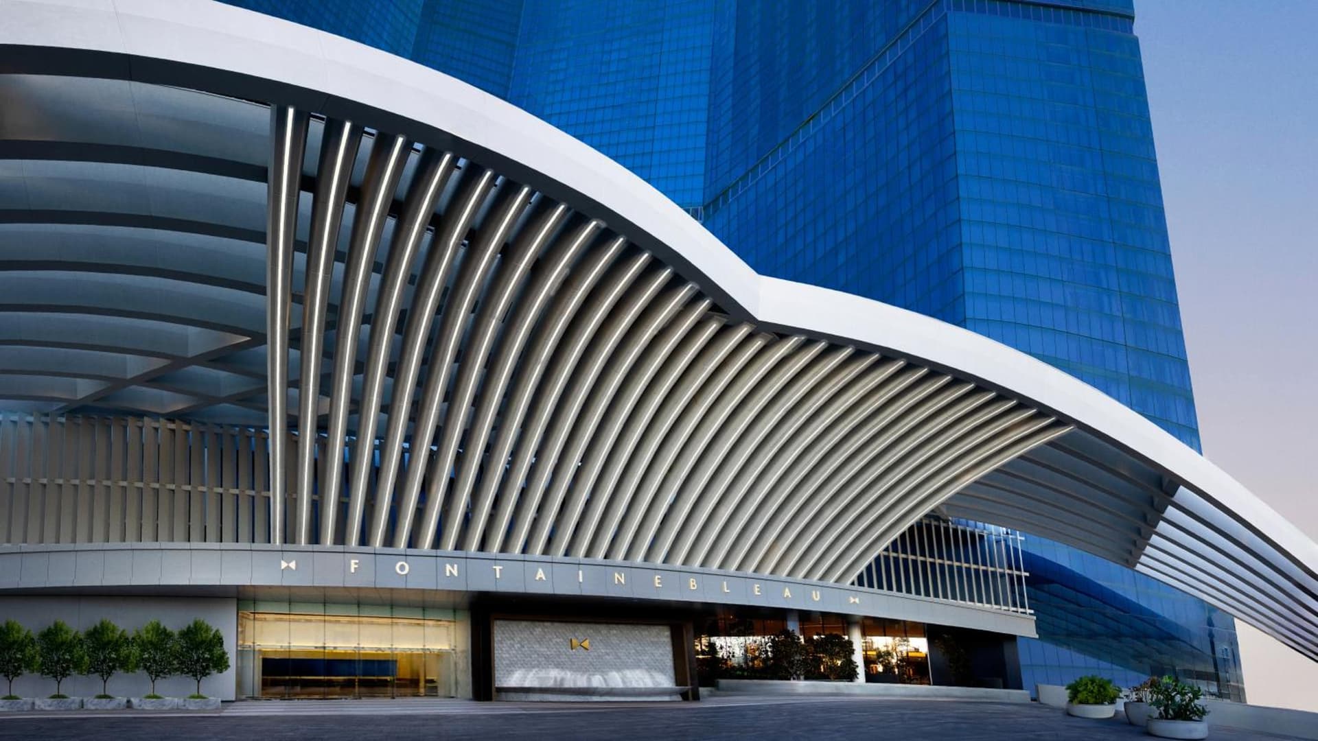 Fontainebleau Las Vegas, MICHELIN Key Award Hotel gallery photo in Las Vegas, NV — image 7