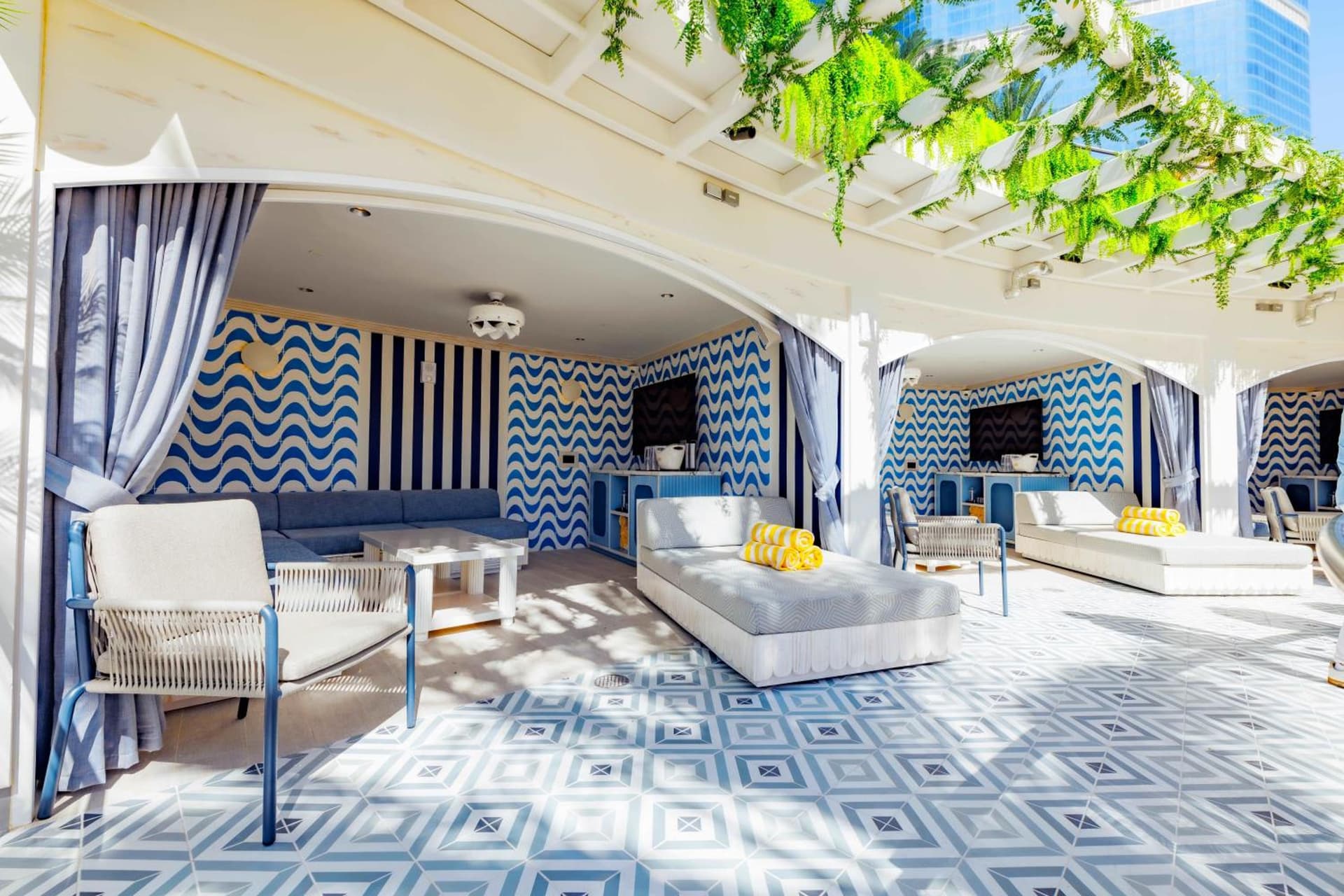 Fontainebleau Las Vegas, MICHELIN Key Award Hotel gallery photo in Las Vegas, NV — image 25