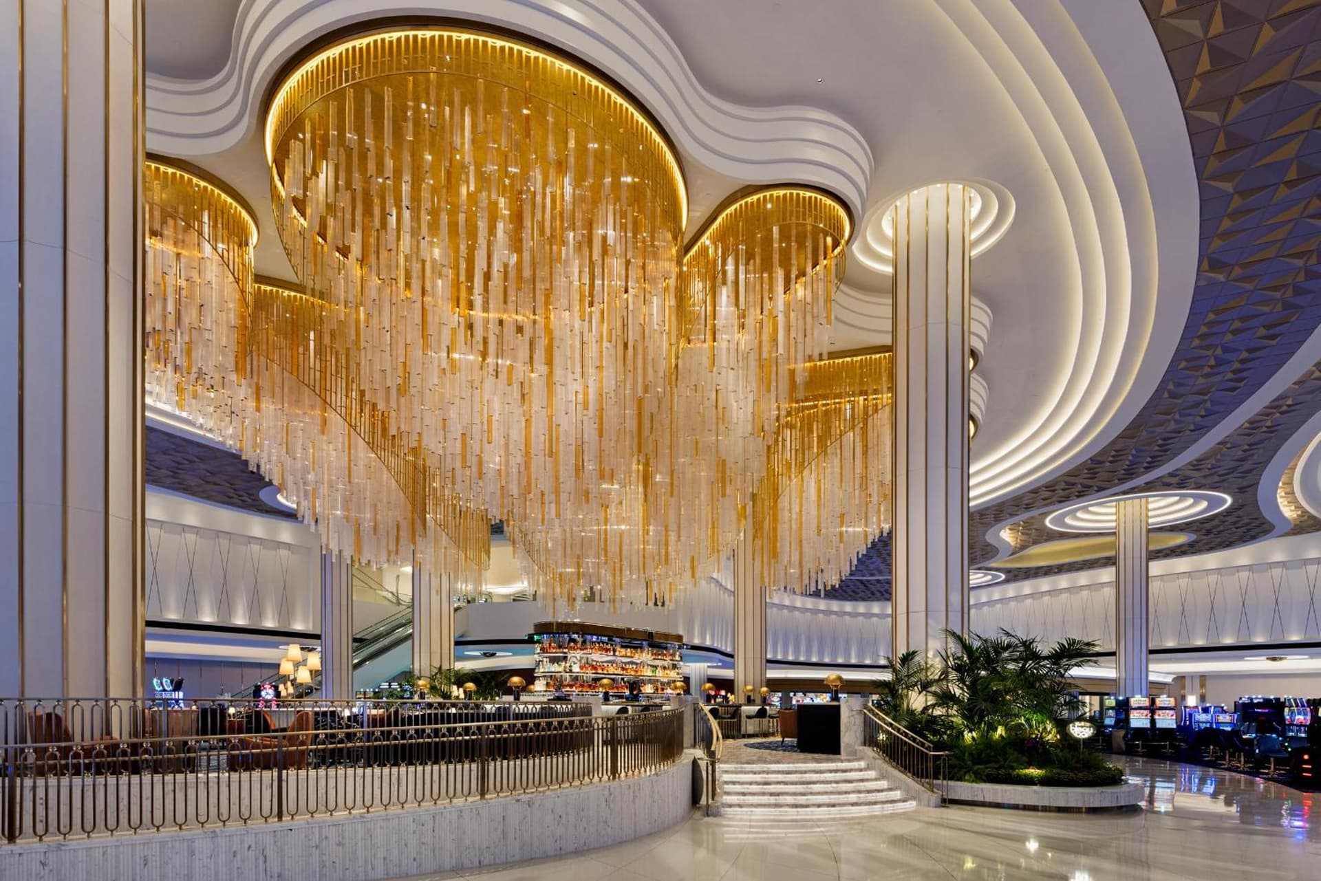 Fontainebleau Las Vegas, MICHELIN Key Award Hotel gallery photo in Las Vegas, NV — image 48