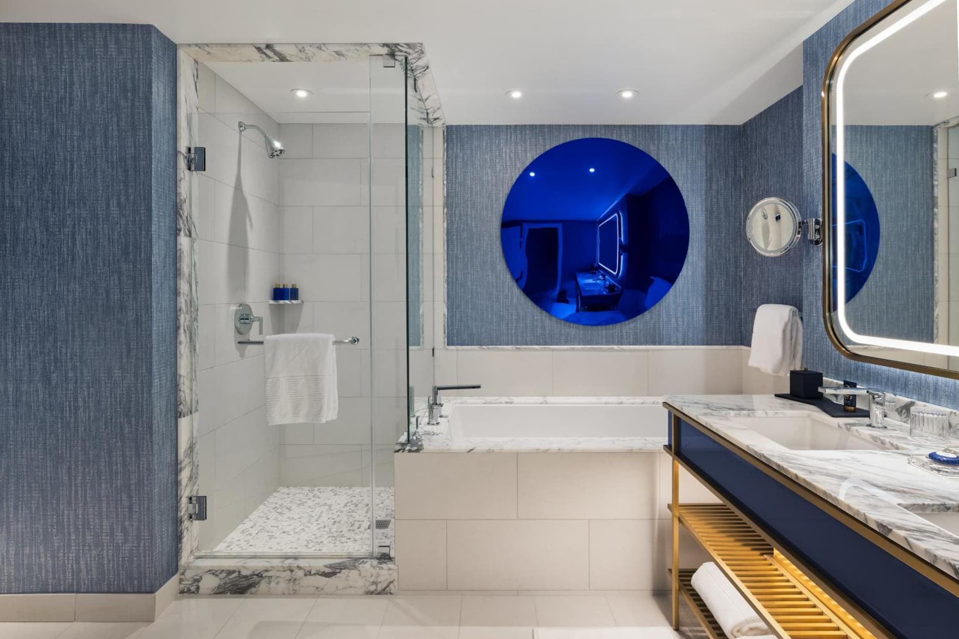 Fontainebleau Las Vegas, MICHELIN Key Award Hotel gallery photo in Las Vegas, NV — image 81
