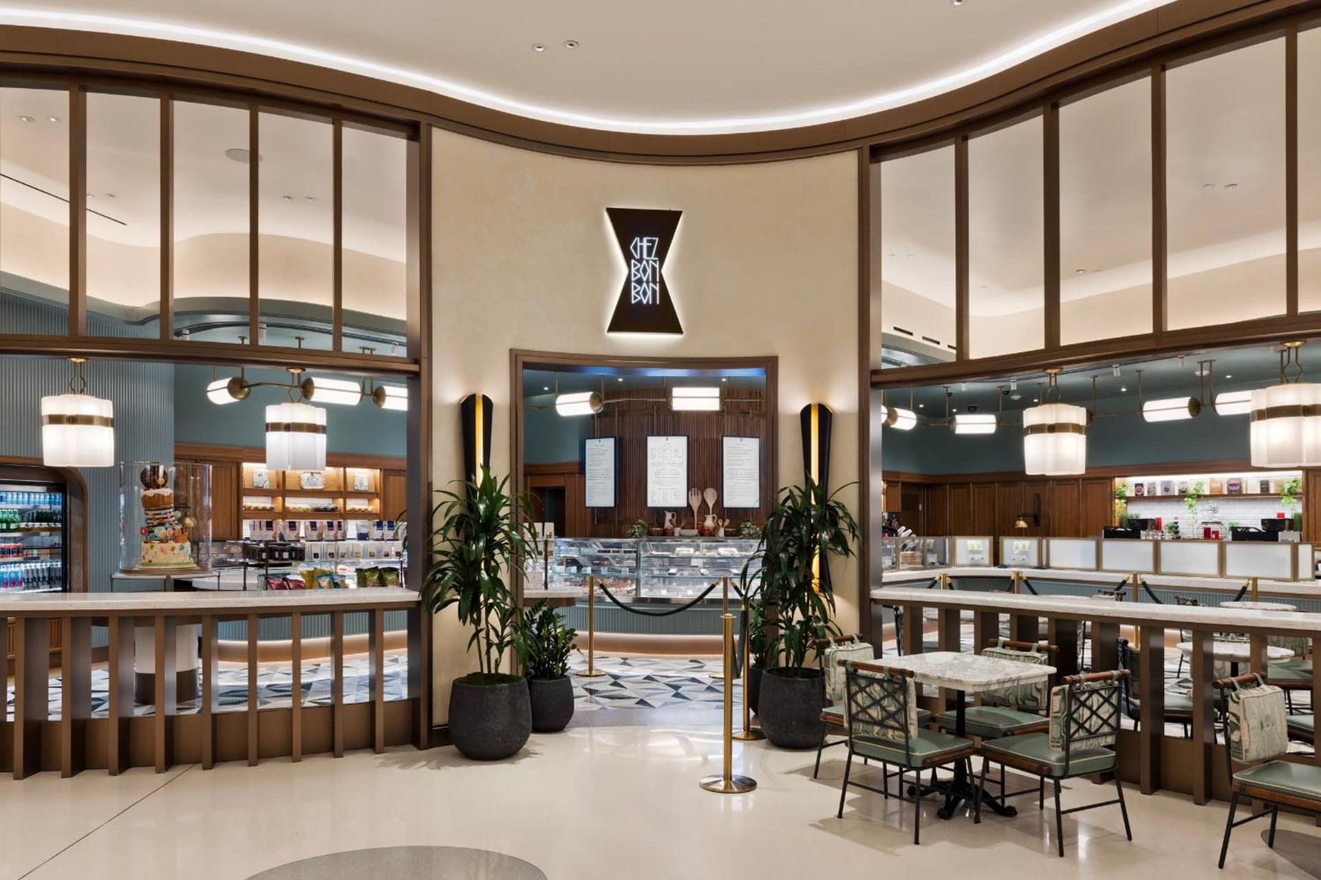 Fontainebleau Las Vegas, MICHELIN Key Award Hotel gallery photo in Las Vegas, NV — image 87