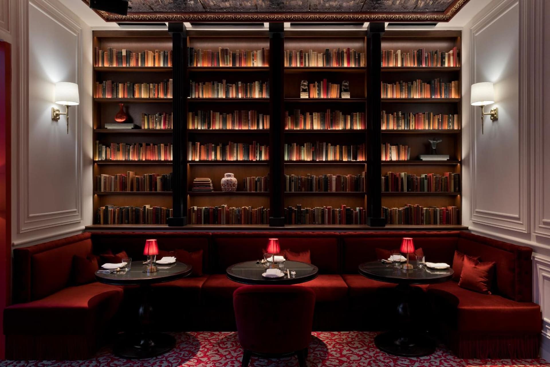 Fontainebleau Las Vegas, MICHELIN Key Award Hotel gallery photo in Las Vegas, NV — image 88
