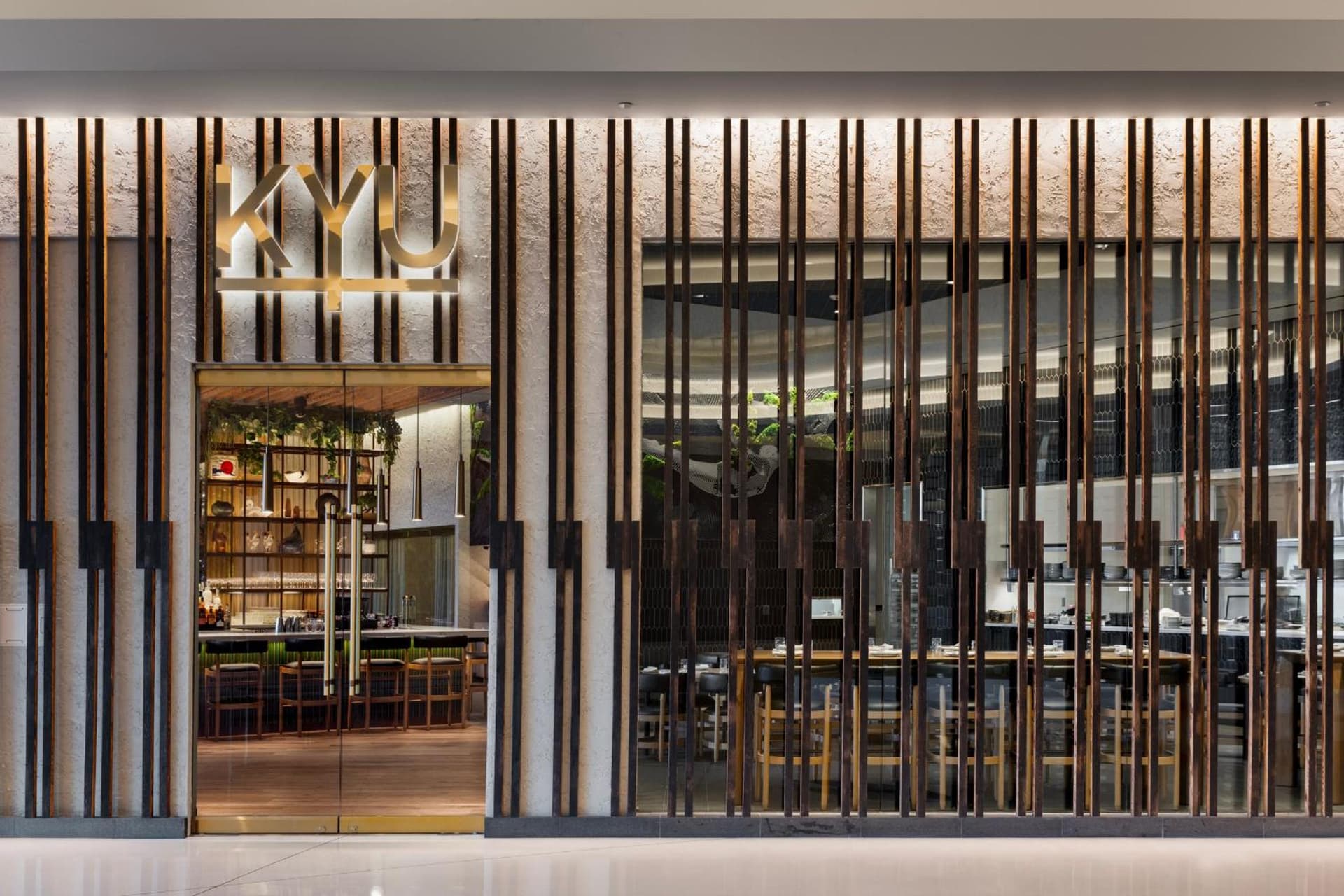 Fontainebleau Las Vegas, MICHELIN Key Award Hotel gallery photo in Las Vegas, NV — image 99