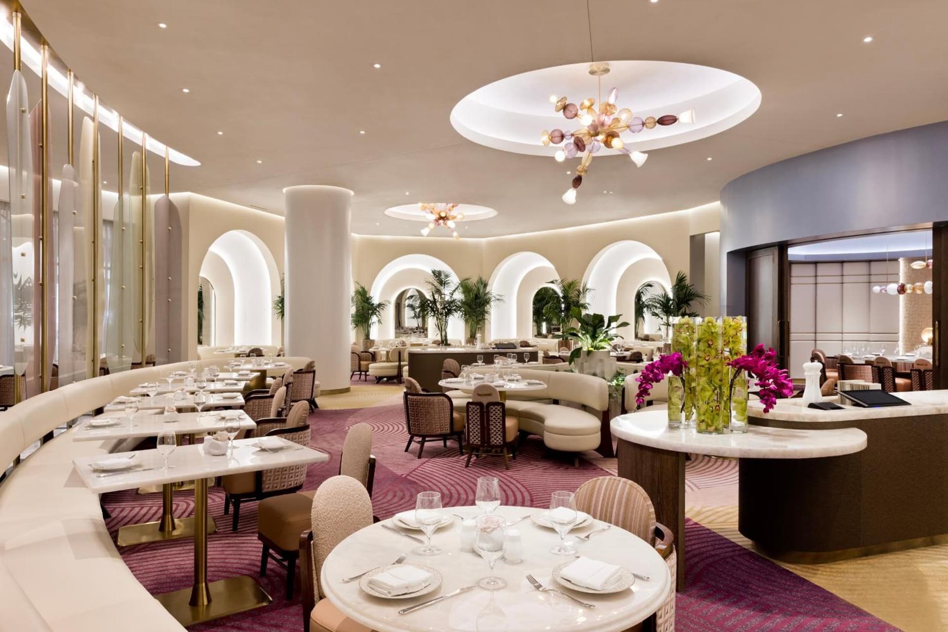 Fontainebleau Las Vegas, MICHELIN Key Award Hotel gallery photo in Las Vegas, NV — image 104