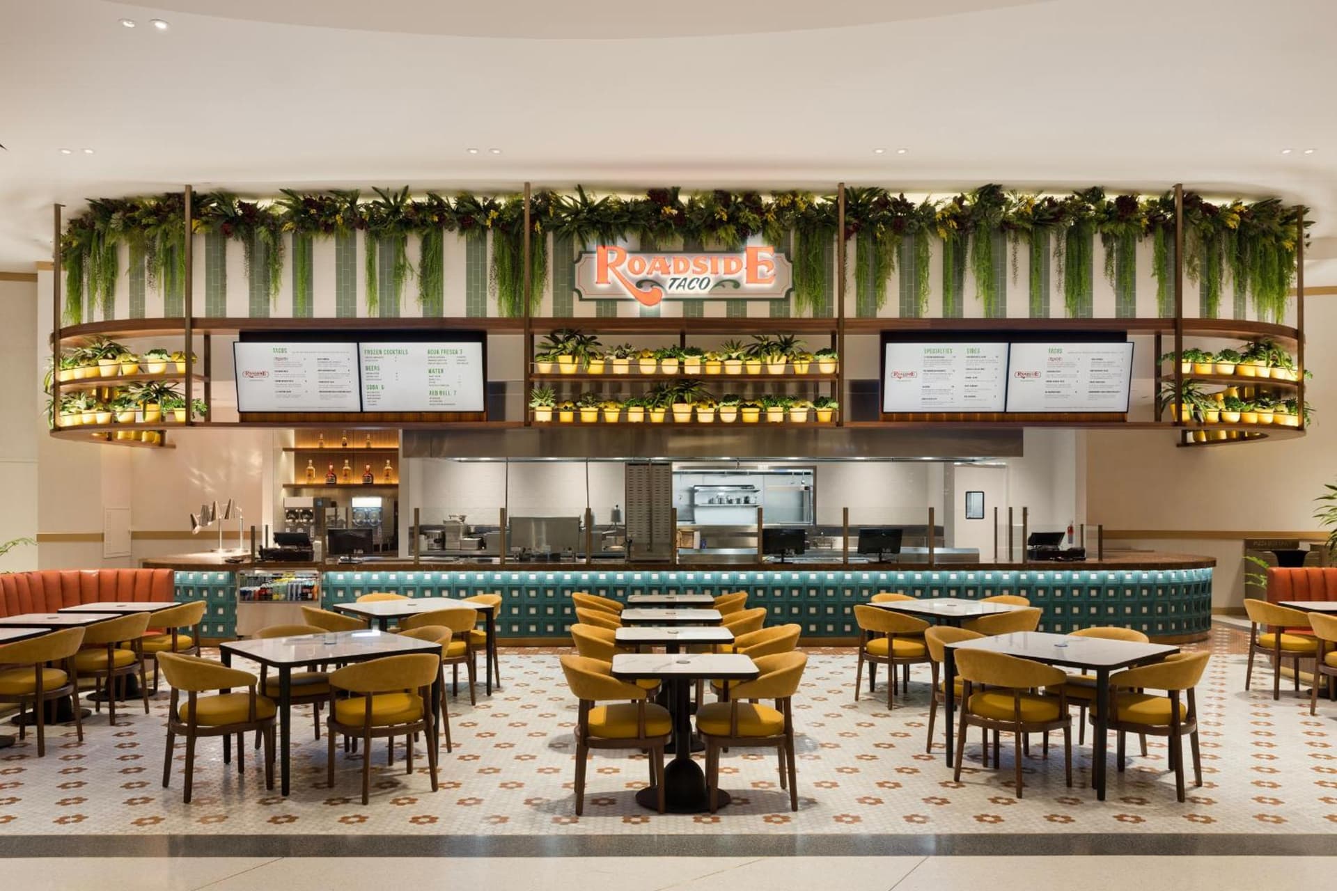 Fontainebleau Las Vegas, MICHELIN Key Award Hotel gallery photo in Las Vegas, NV — image 114