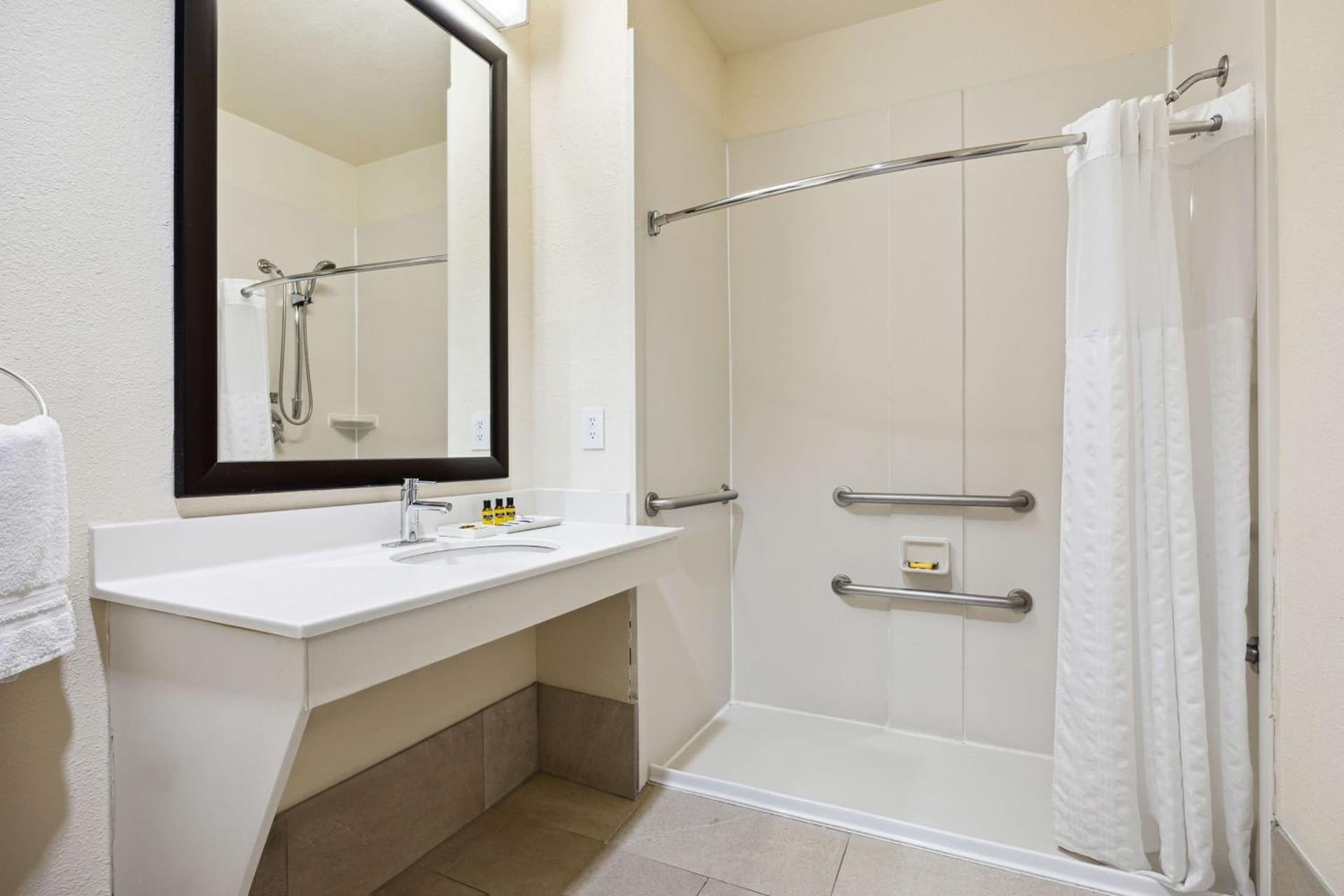 Best Western Plus Downtown Inn & Suites gallery photo in Houston, TX — image 16